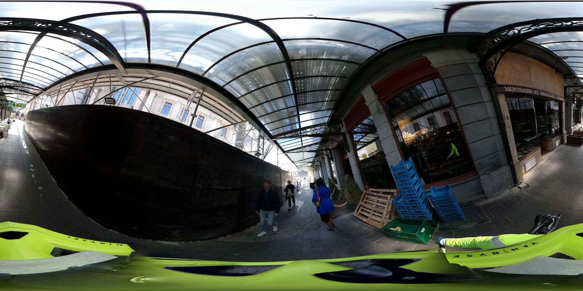 Street view near La Bourse Hotel, Brussels — © Stefdegreef (CC BY-SA · Mapillary)