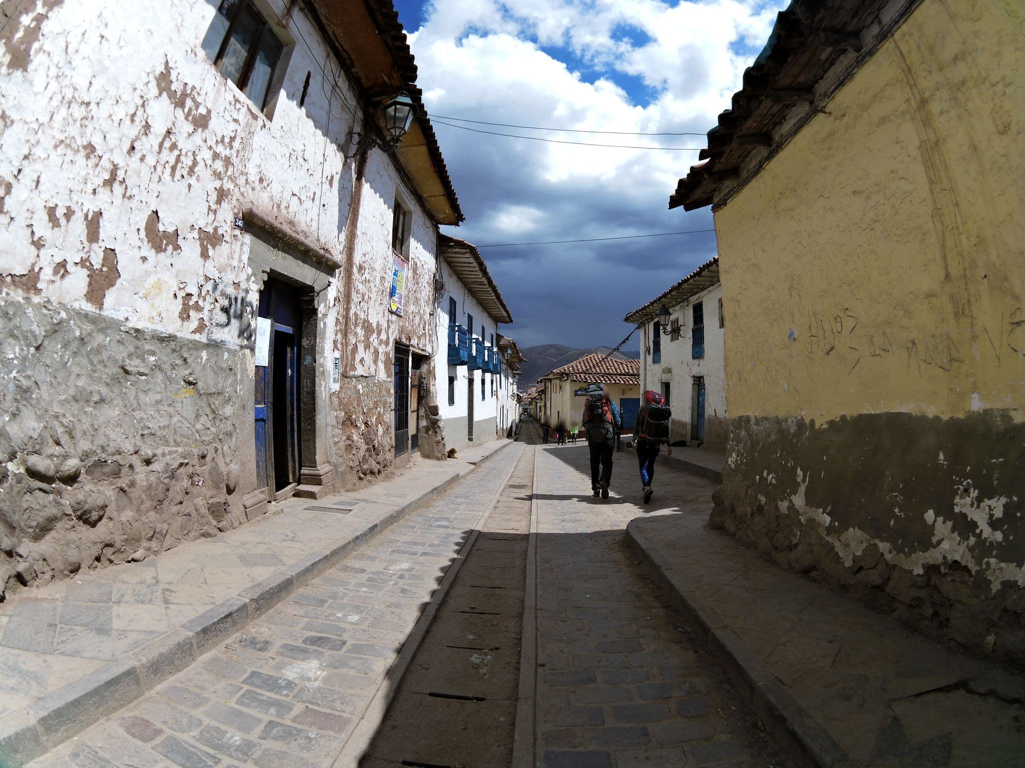 Street view near Inka Hallpa, Santiago