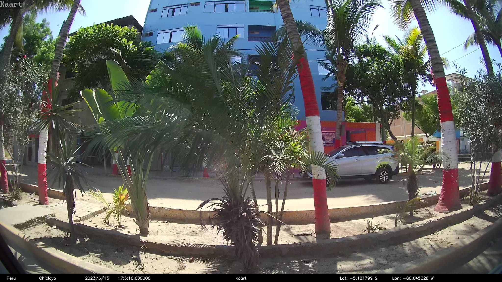 Street view near Hospedaje Fantasía, Piura — © kaart_2 (CC BY-SA · Mapillary)