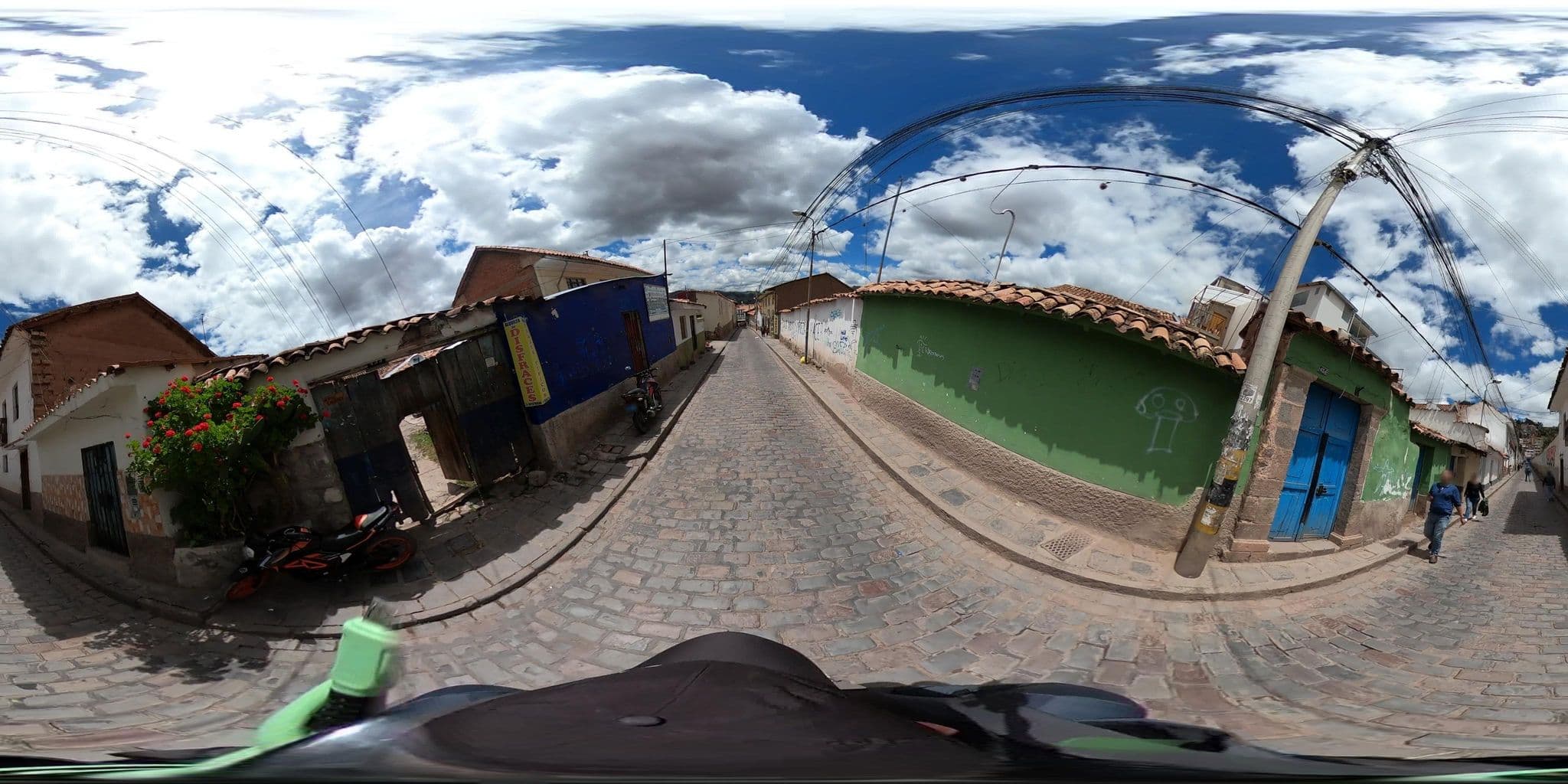 Street view near Hostal Rolando, Wanchaq