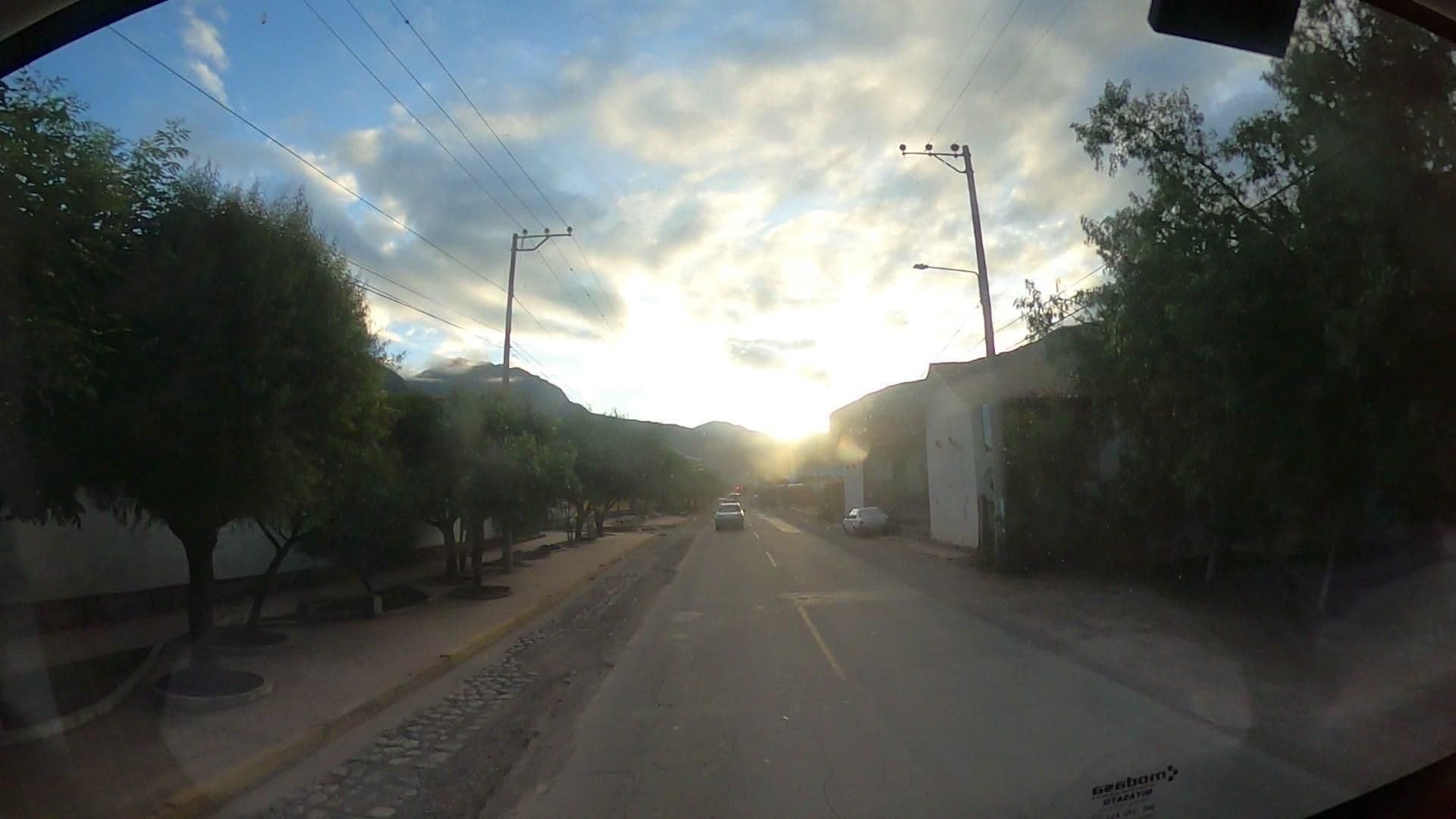 Street view near Kutty Wasi, Urubamba — © jaderbavaresco (CC BY-SA · Mapillary)