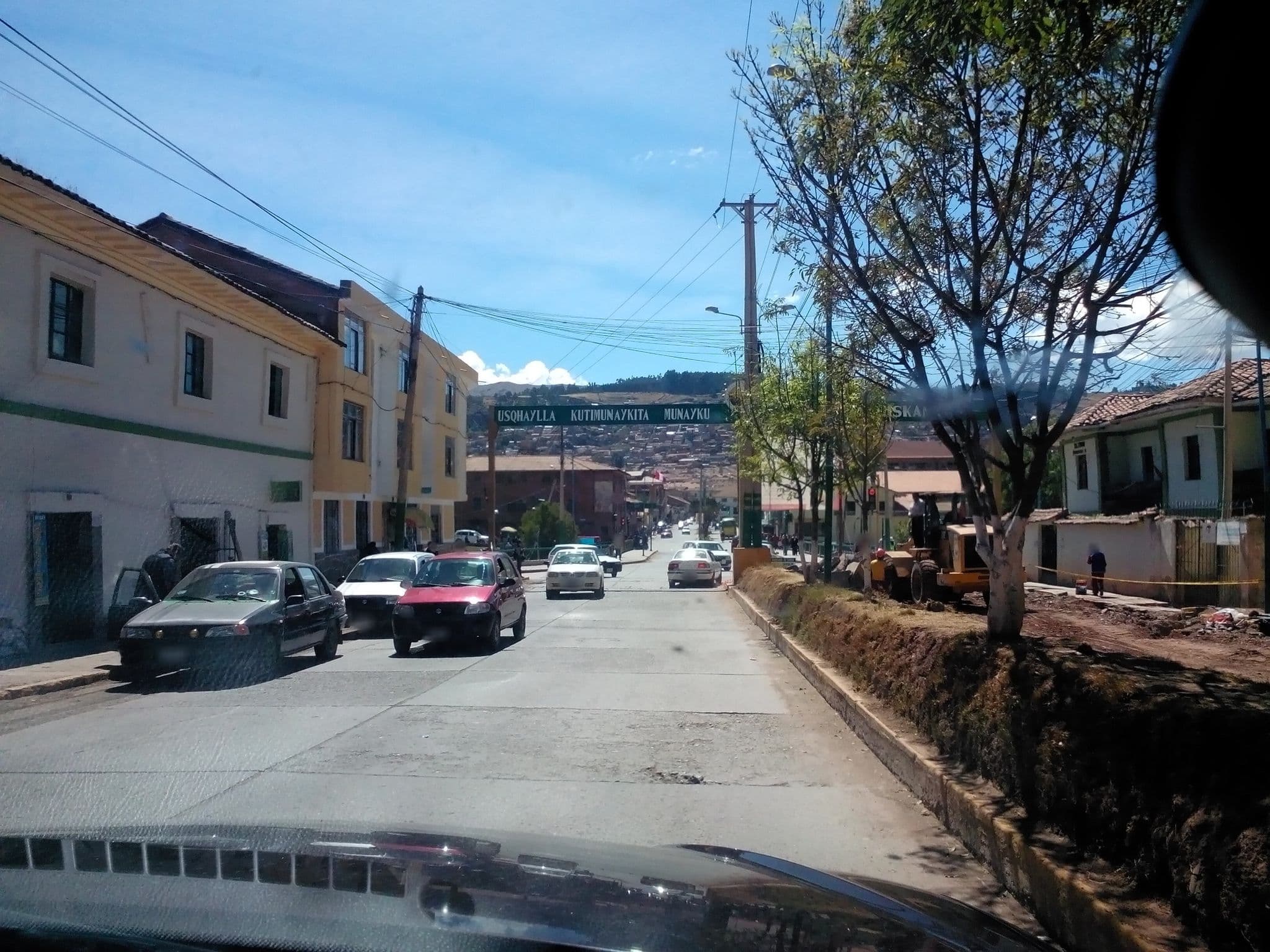 Street view near Tus Encantos, Santiago