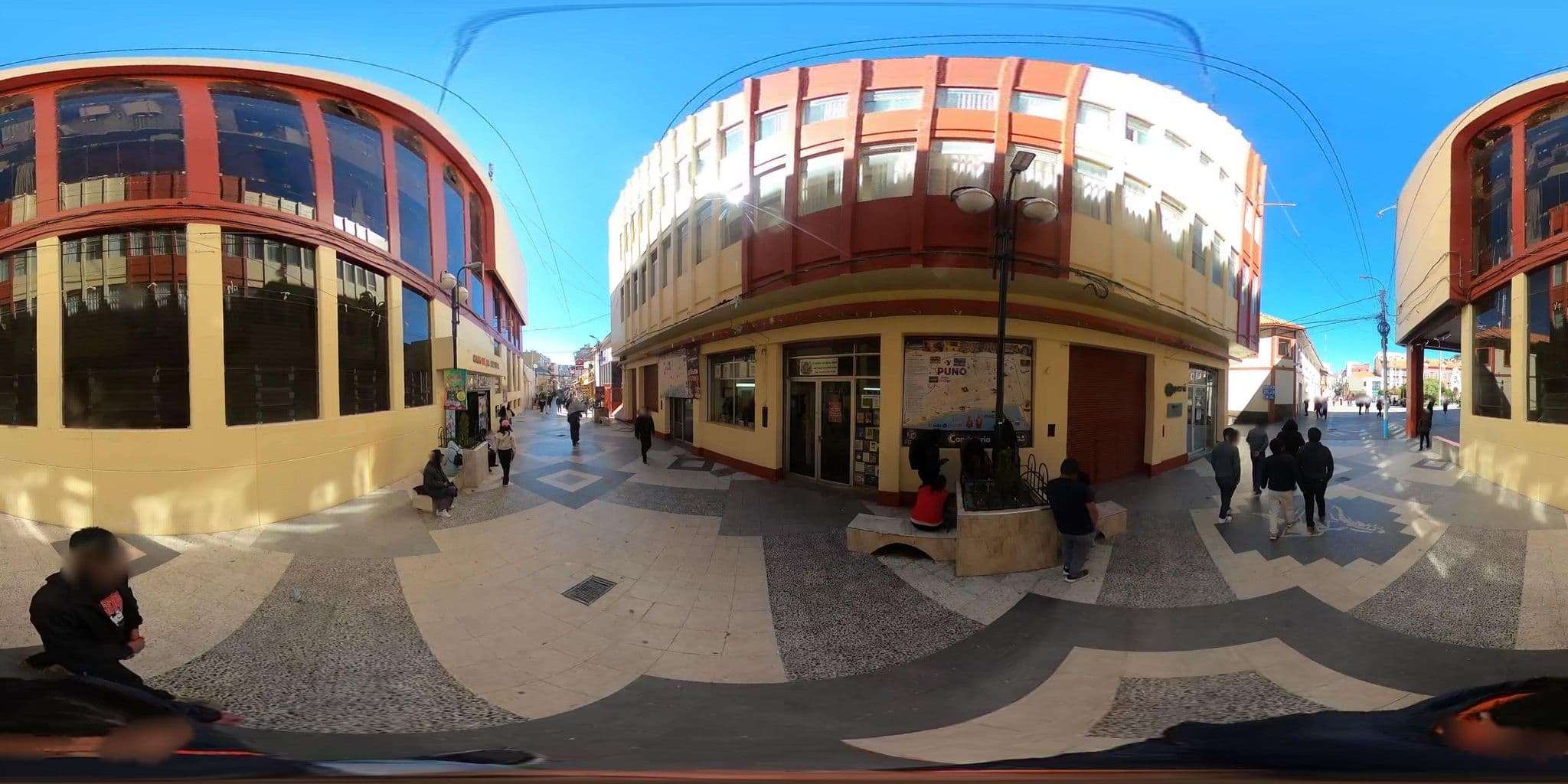 Street view near Plaza Mayor Hotel, Puno — © johnarupire (CC BY-SA · Mapillary)