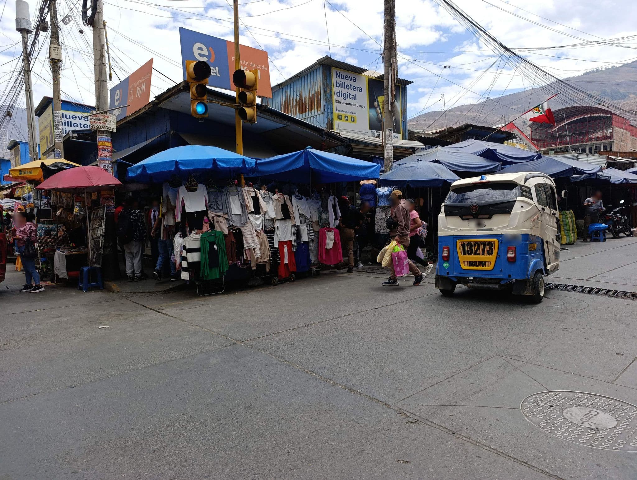 Street view near Hotel Dorado, Huánuco — © YachayLibreTech (CC BY-SA · Mapillary)