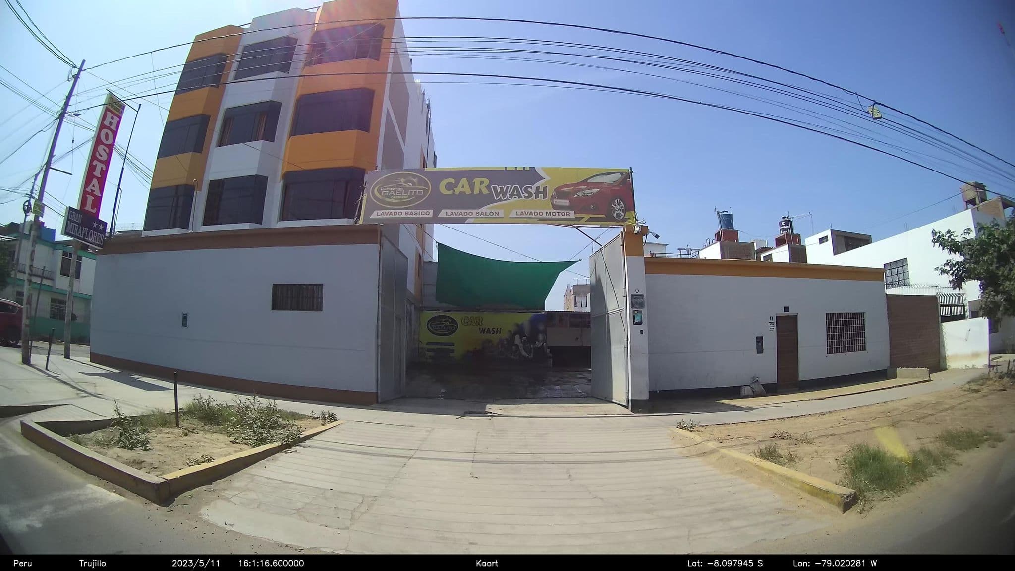 Street view near Hostal Gran Miraflores, Trujillo