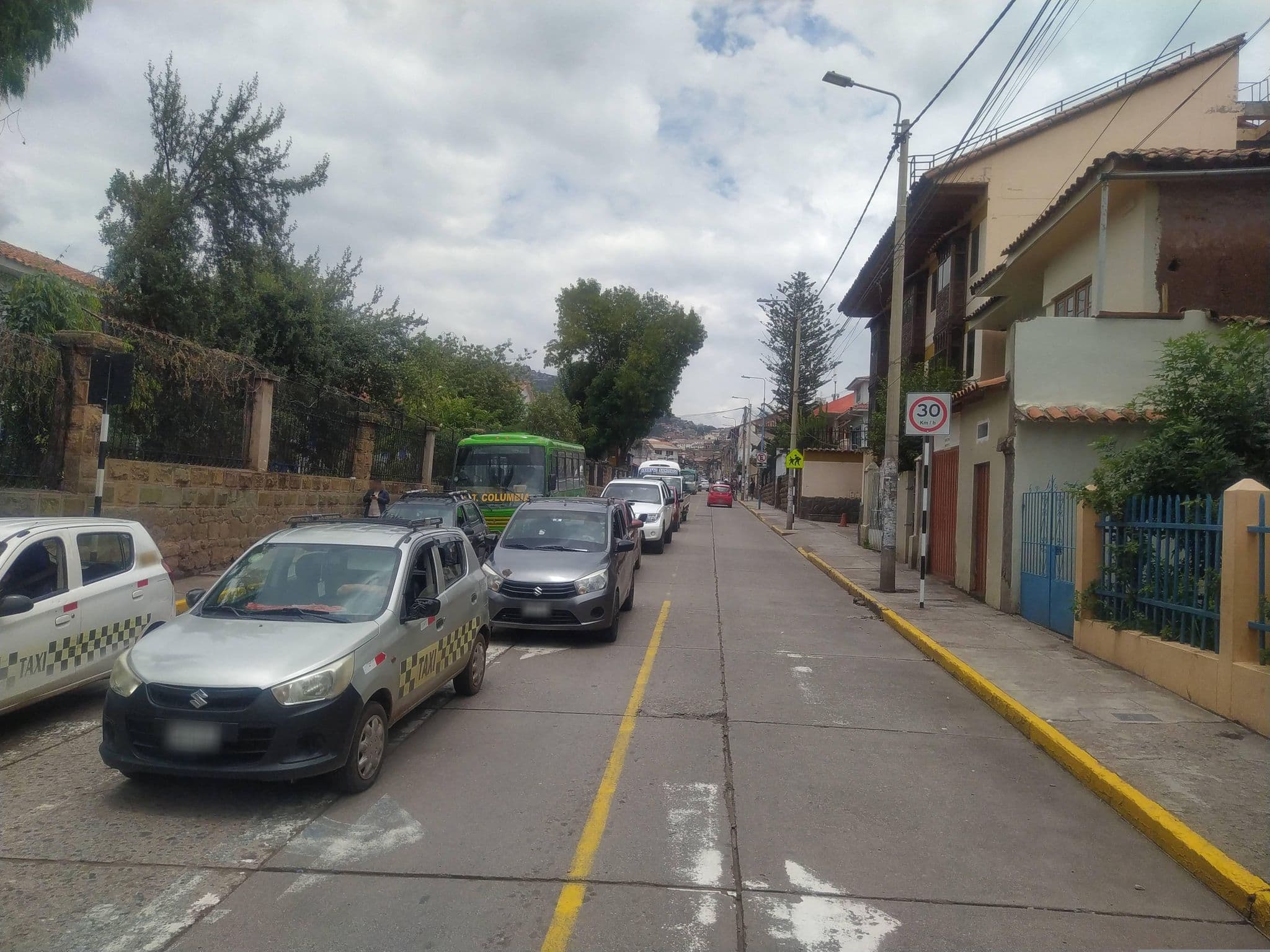 Street view near Imperial Cusco Hotel, Santiago