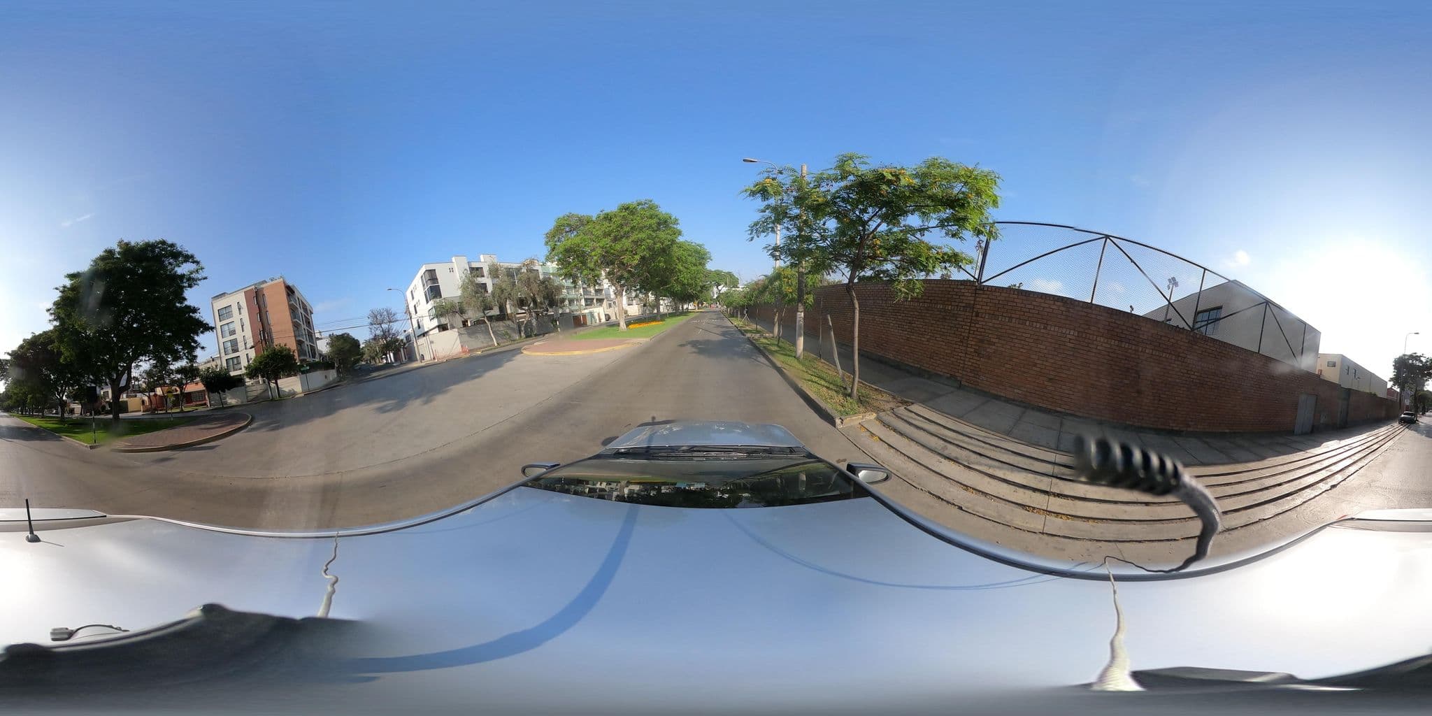 Street view near Uli's house, Santiago de Surco — © kaart_2 (CC BY-SA · Mapillary)