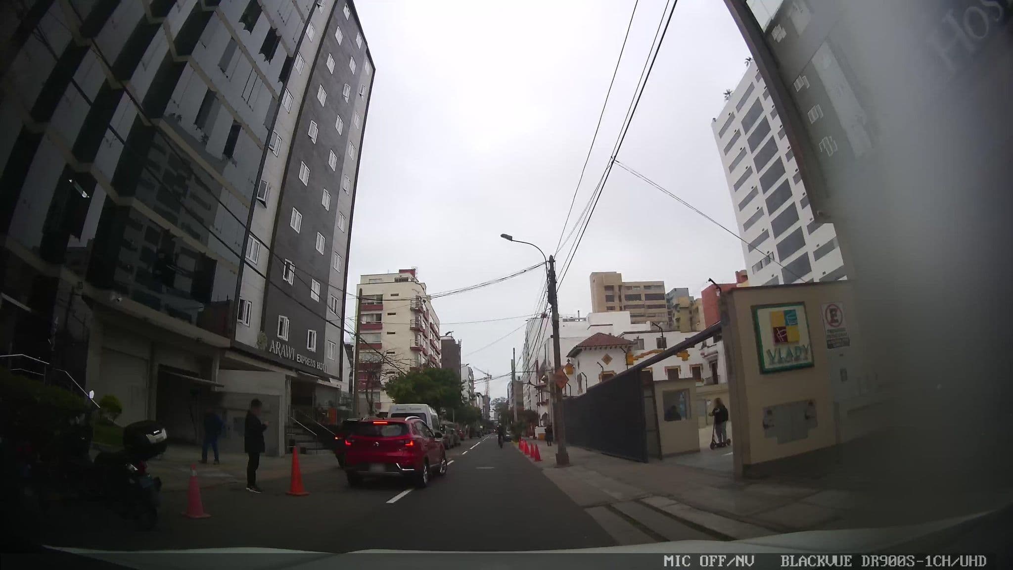 Street view near Arawi Miraflores Express, Miraflores