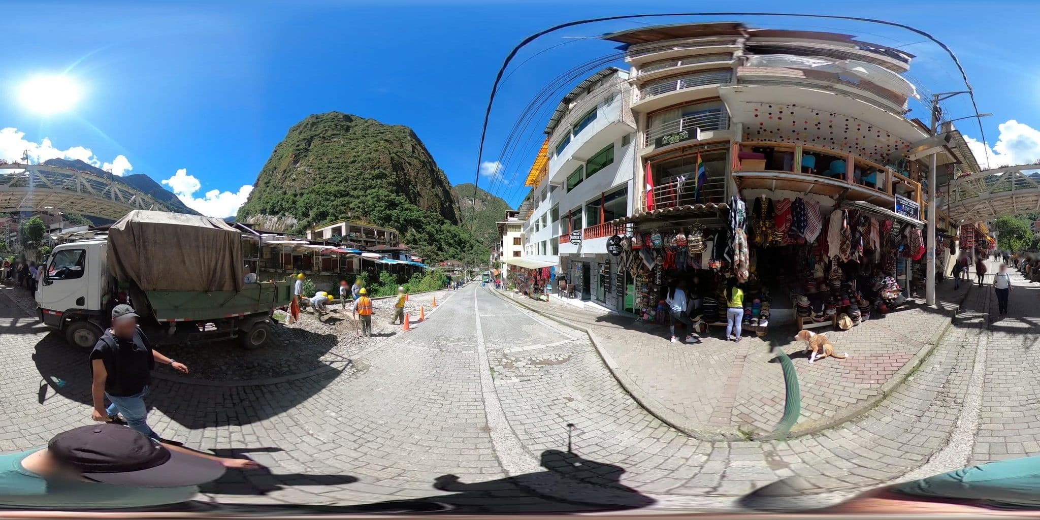 Street view near Casa De Luz, Machupicchu — © jaderbavaresco (CC BY-SA · Mapillary)