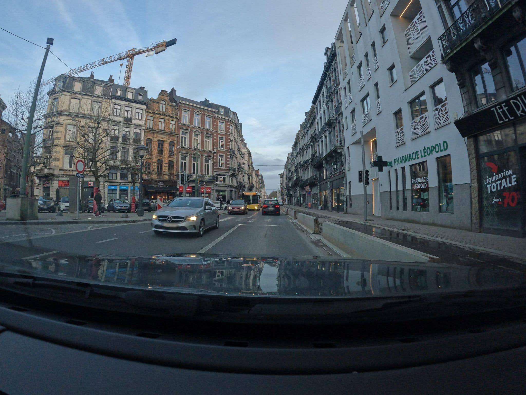 Street view near Les suites de Nanesse, Liège — © vinisa (CC BY-SA · Mapillary)
