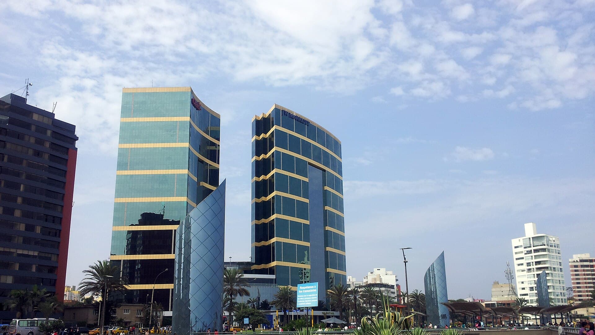 JW Marriott Hotel Lima (via Wikimedia Commons, CC BY-SA 3.0)