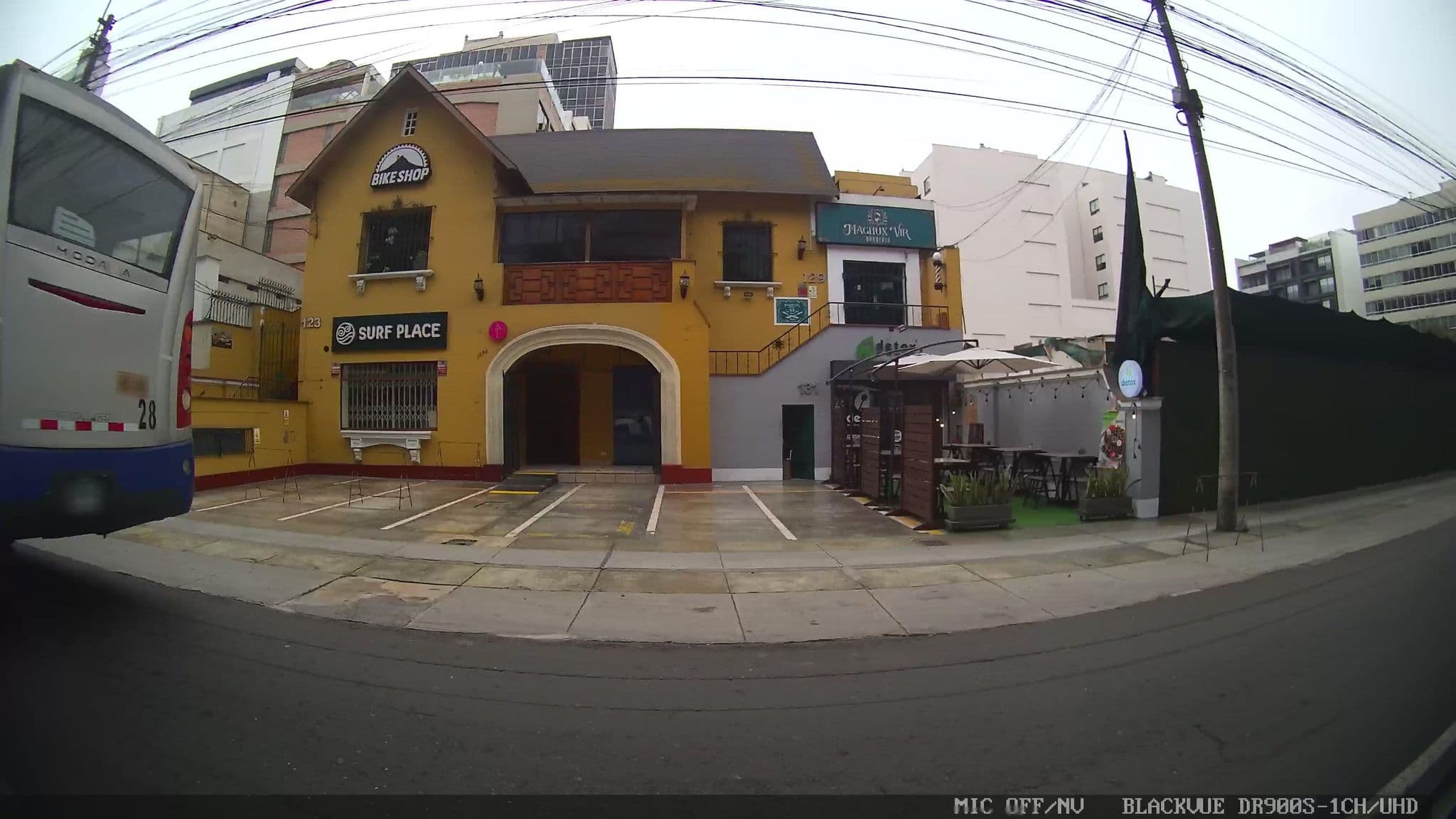 Street view near Hotel & Casino Boulevard, Miraflores — © kaartcam (CC BY-SA · Mapillary)