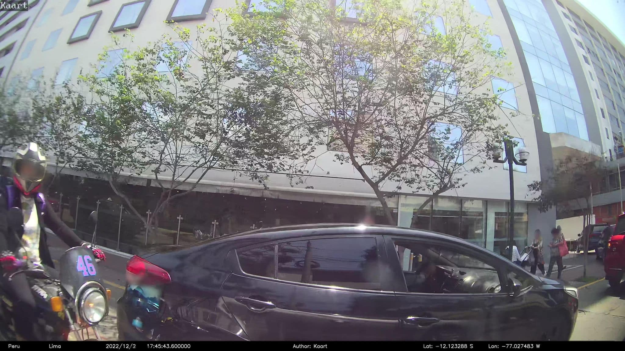 Street view near Courtyard Marriott, Miraflores