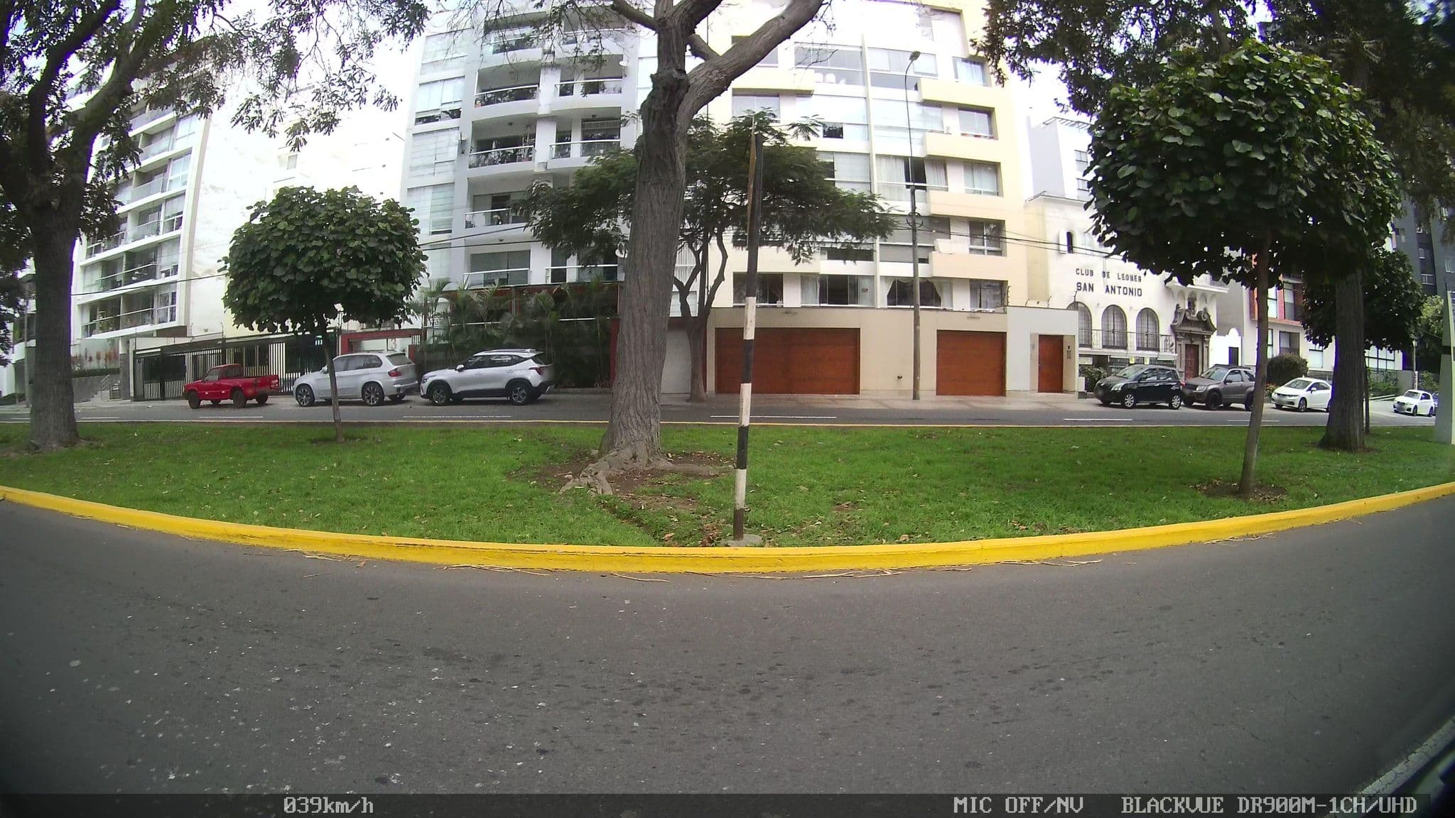 Street view near Youth Hostel, Miraflores