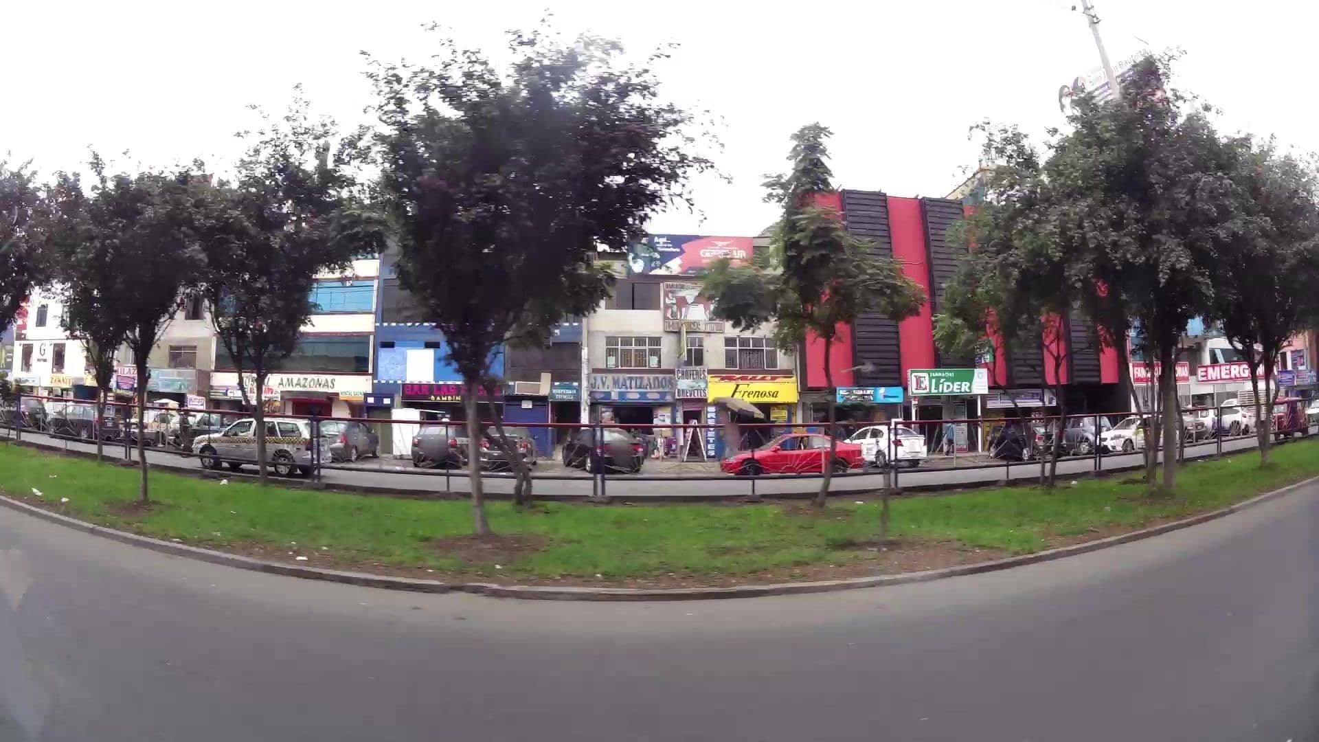 Street view near Hostal Amazonas, Independencia — © kaartcam (CC BY-SA · Mapillary)