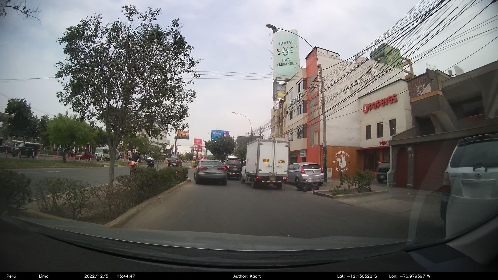 Street view near Hs Las Gardenias, Santiago de Surco — © kaart_2 (CC BY-SA · Mapillary)