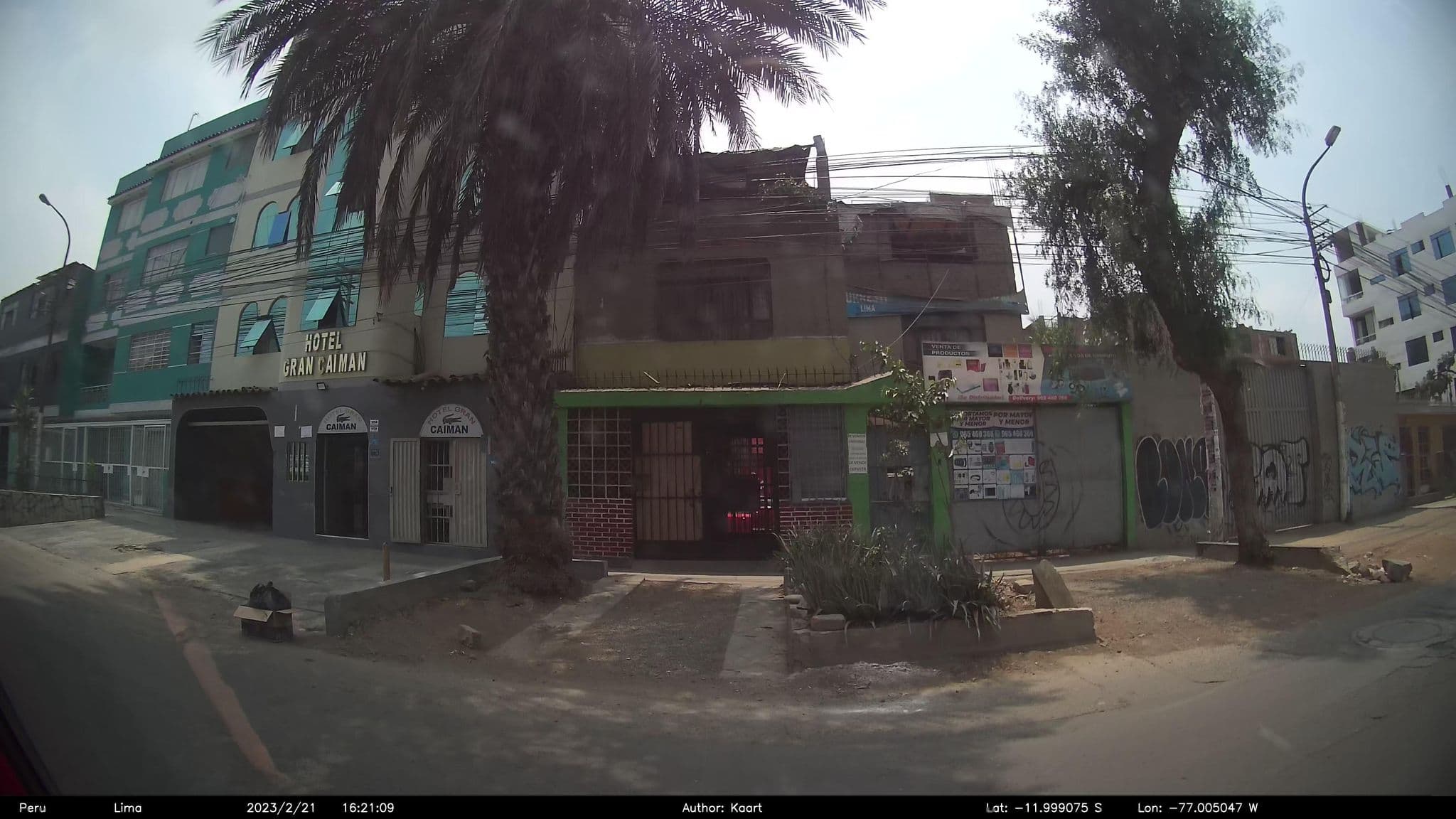 Street view near Hotel Gran Caiman, Independencia — © kaart_2 (CC BY-SA · Mapillary)
