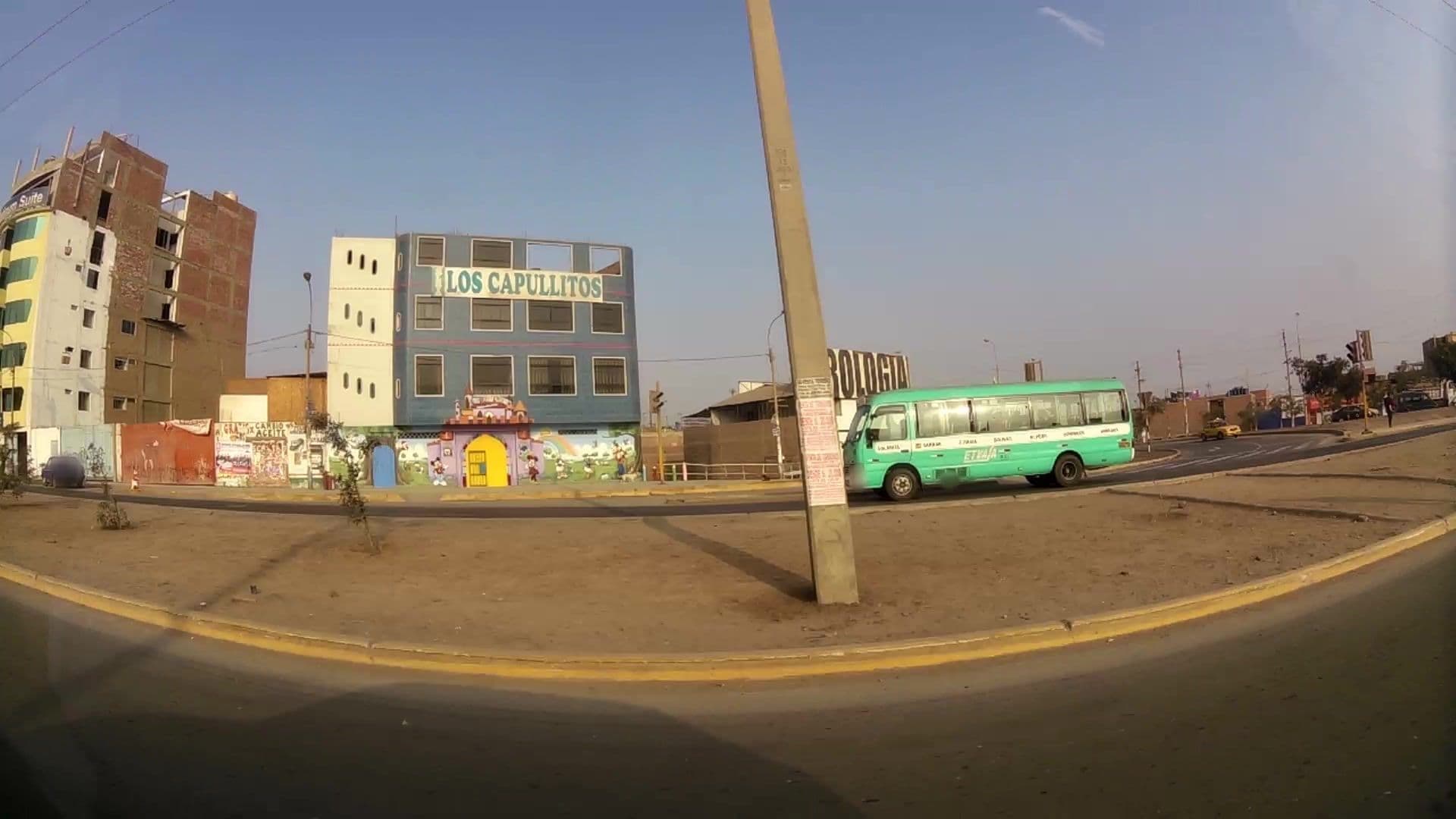 Street view near Platinum Suite, Independencia — © kaartcam (CC BY-SA · Mapillary)