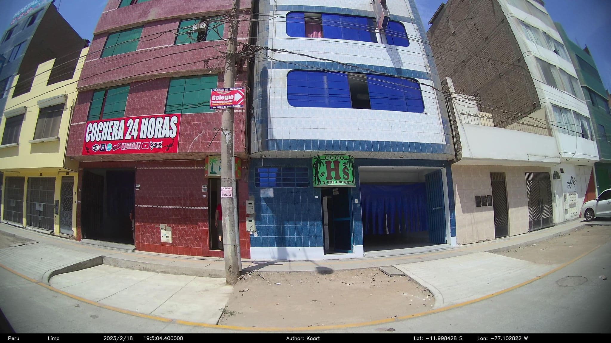 Street view near Hostal Escorpio, Carmen De La Legua Reynoso — © kaart_2 (CC BY-SA · Mapillary)
