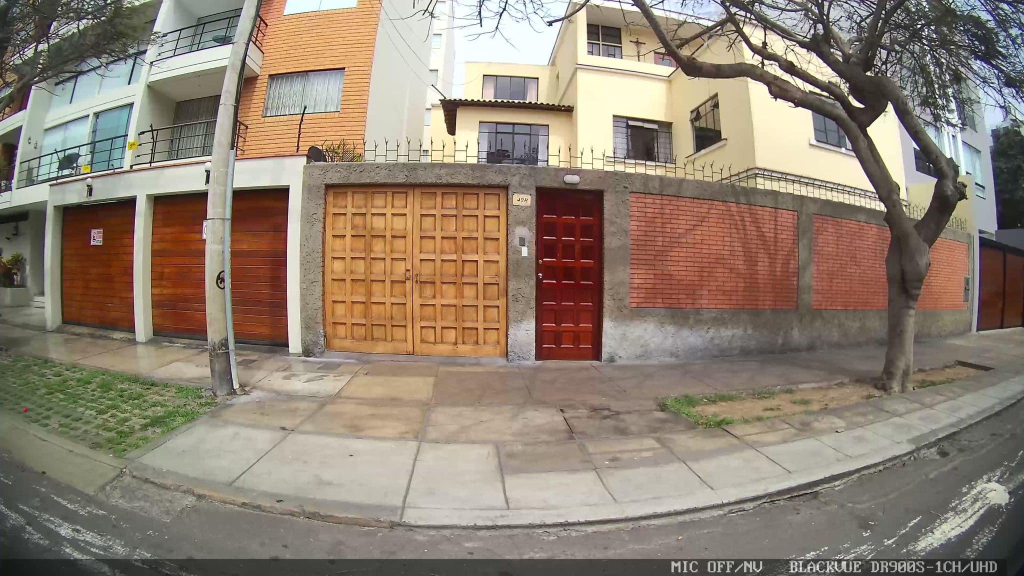 Street view near Hotel Andesmar, Miraflores