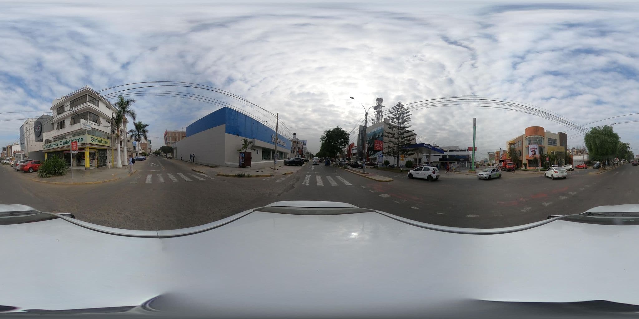 Street view near Roswal Hotel, Trujillo — © kaart_2 (CC BY-SA · Mapillary)