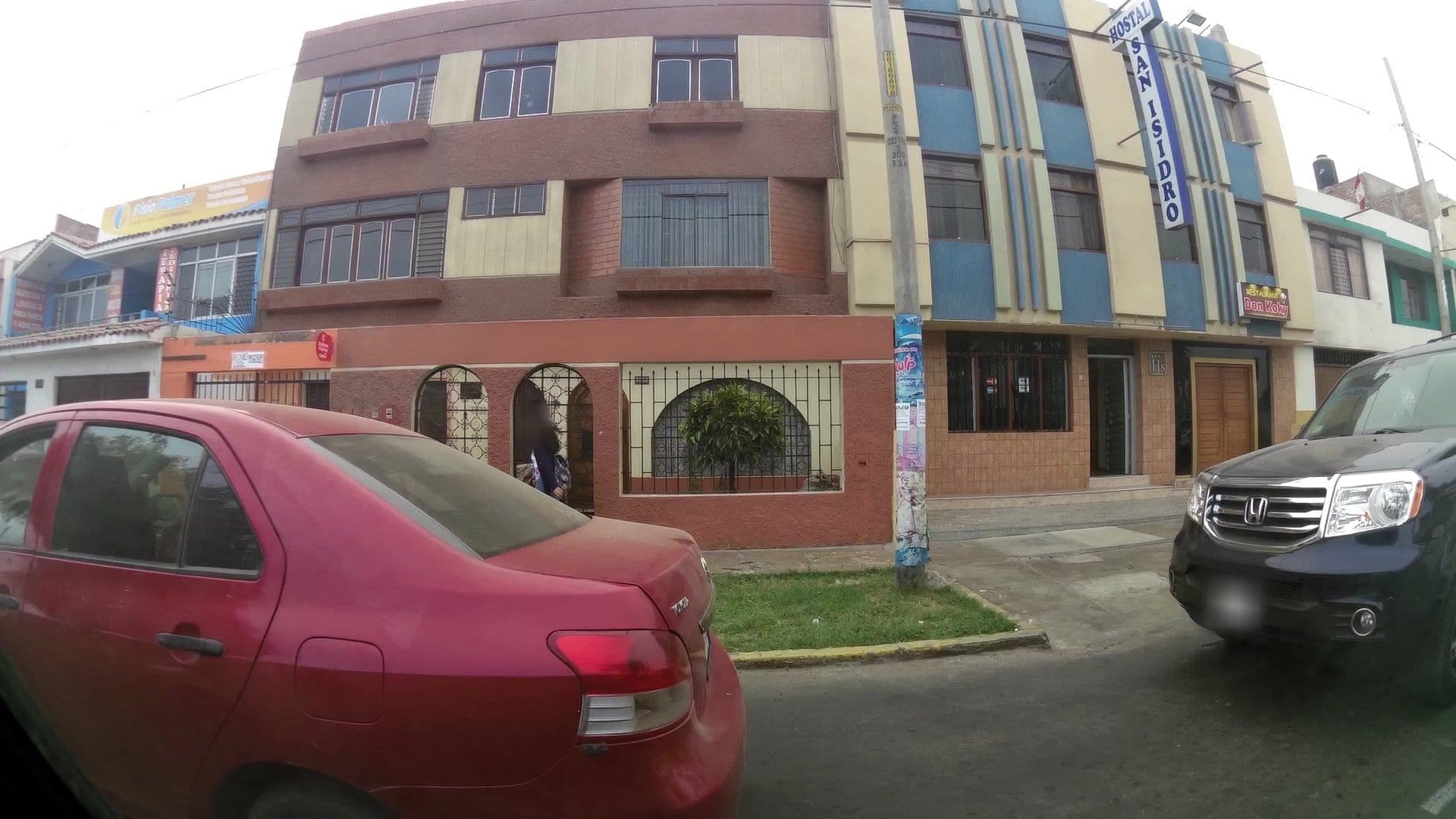 Street view near San Isidro, Trujillo