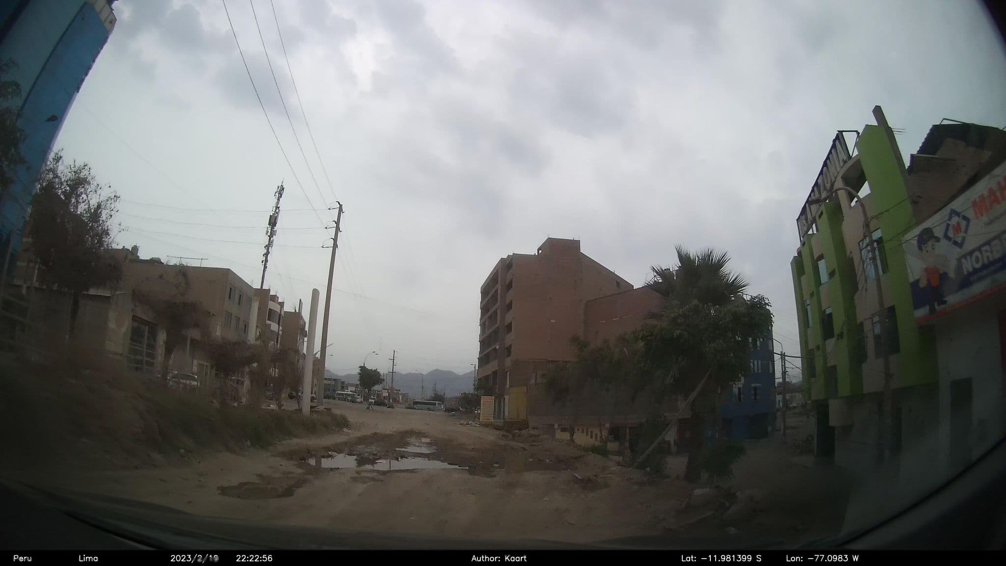 Street view near Visa, Independencia — © kaart_2 (CC BY-SA · Mapillary)