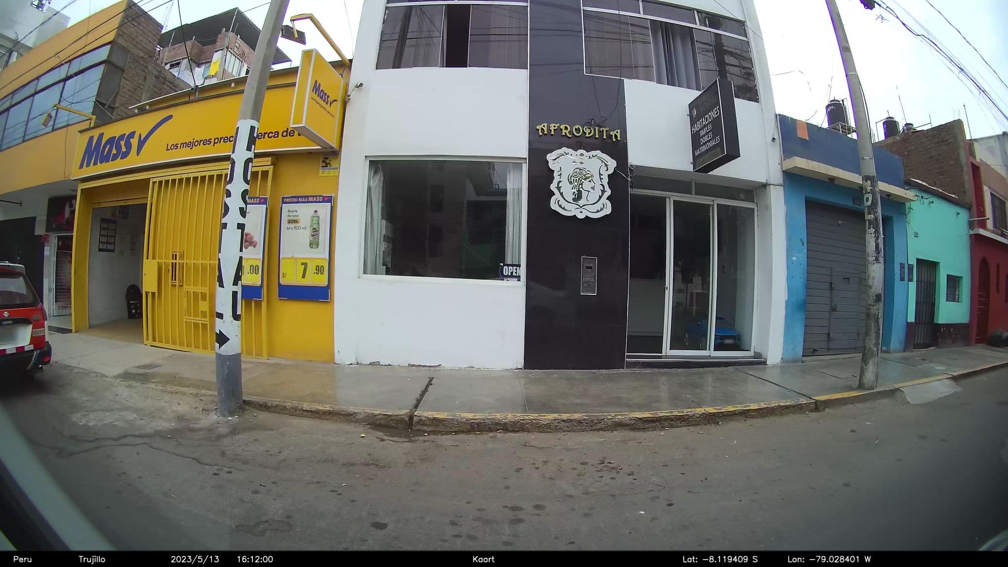 Street view near Hotel Afrodita, Trujillo