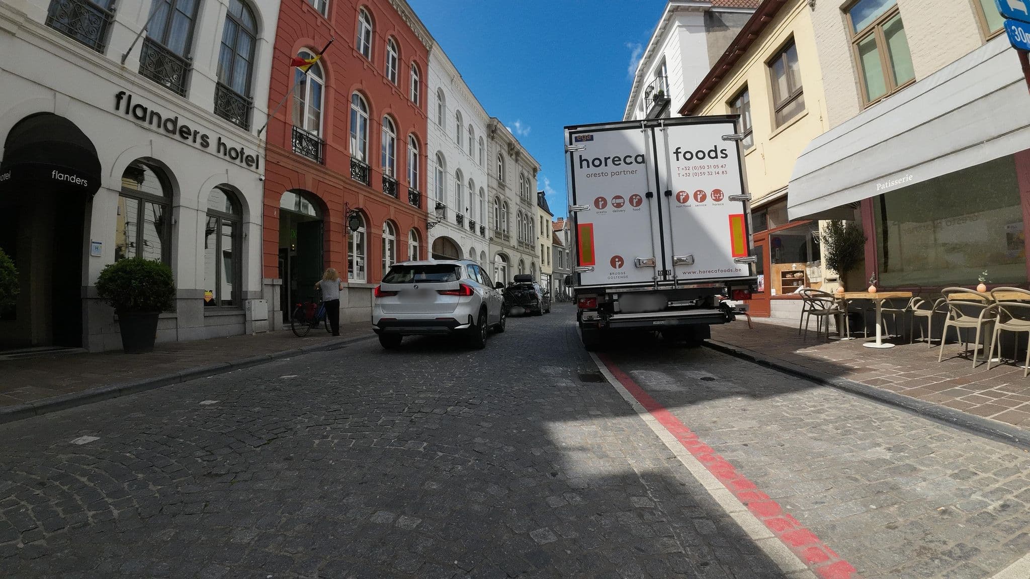 Street view near Flanders, Brugge — © teddy73 (CC BY-SA · Mapillary)