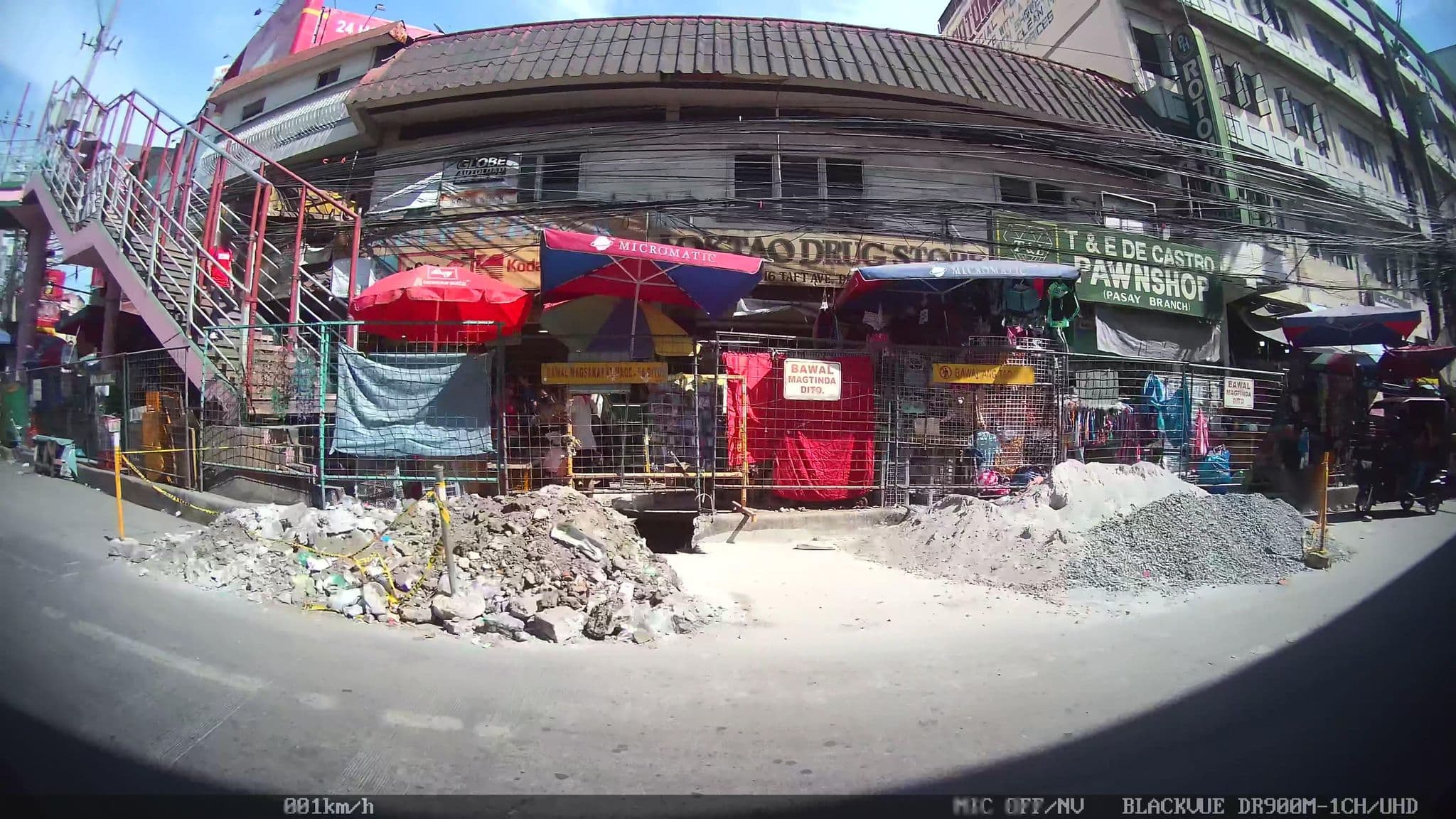 Street view near Rotonda Hotel, Pasay — © kaart_4 (CC BY-SA · Mapillary)