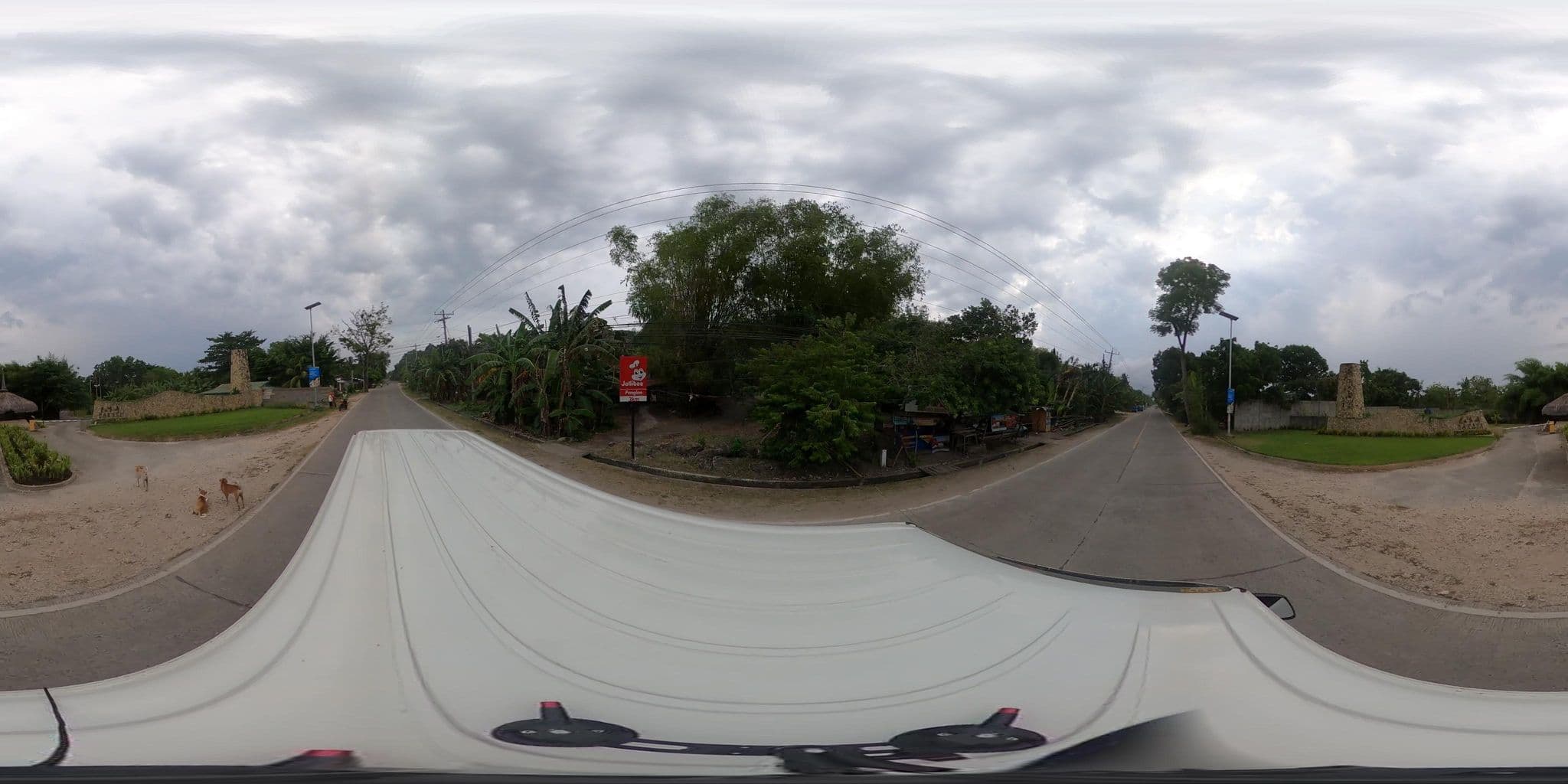 Street view near Eskaya Beach Resort & Spa, Tawala