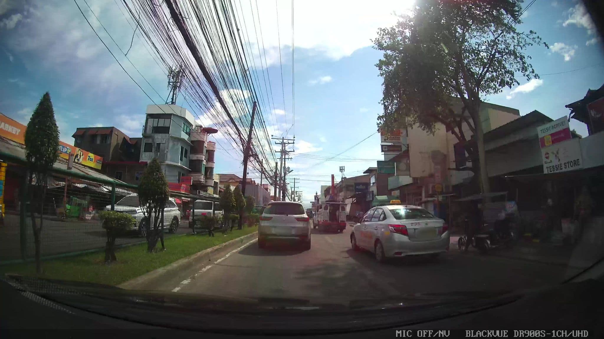 Street view near Boulevard Residence, Davao — © Kaart---FRONT (CC BY-SA · Mapillary)