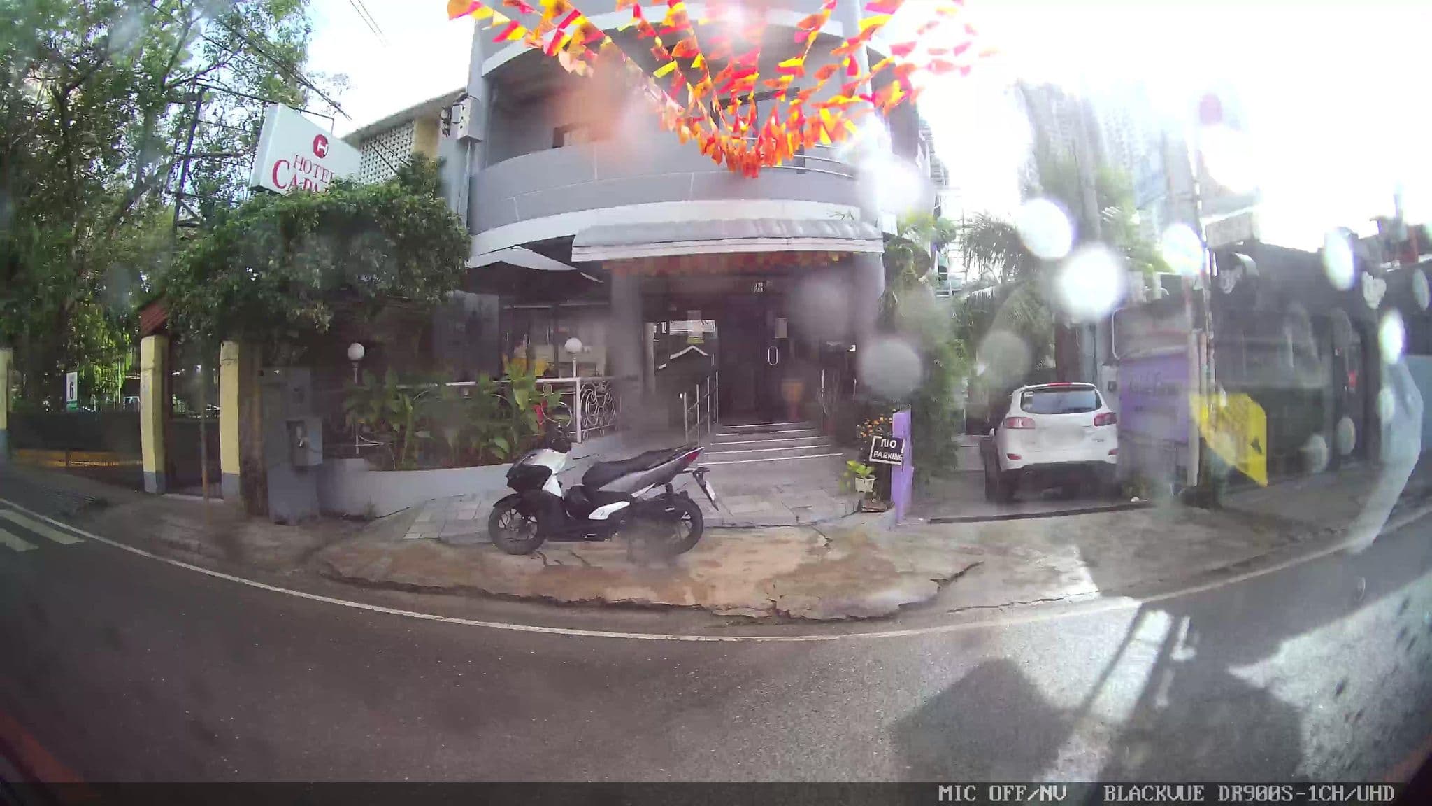 Street view near Hotel Le Carmen, Cebu City — © Kaart---LEFT (CC BY-SA · Mapillary)