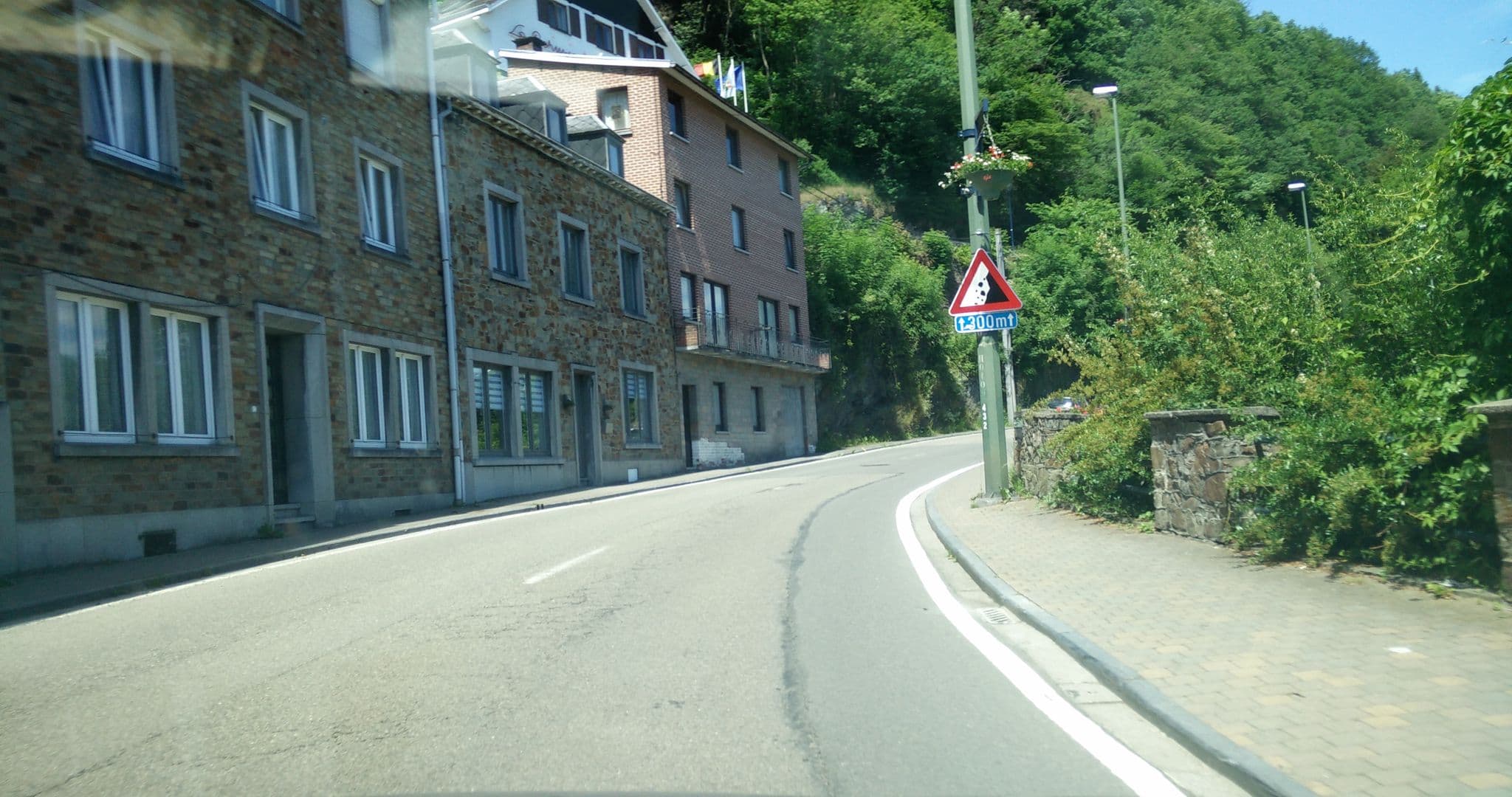 Street view near Le Vieux La Roche, La Roche-en-Ardenne — © joostjakob (CC BY-SA · Mapillary)