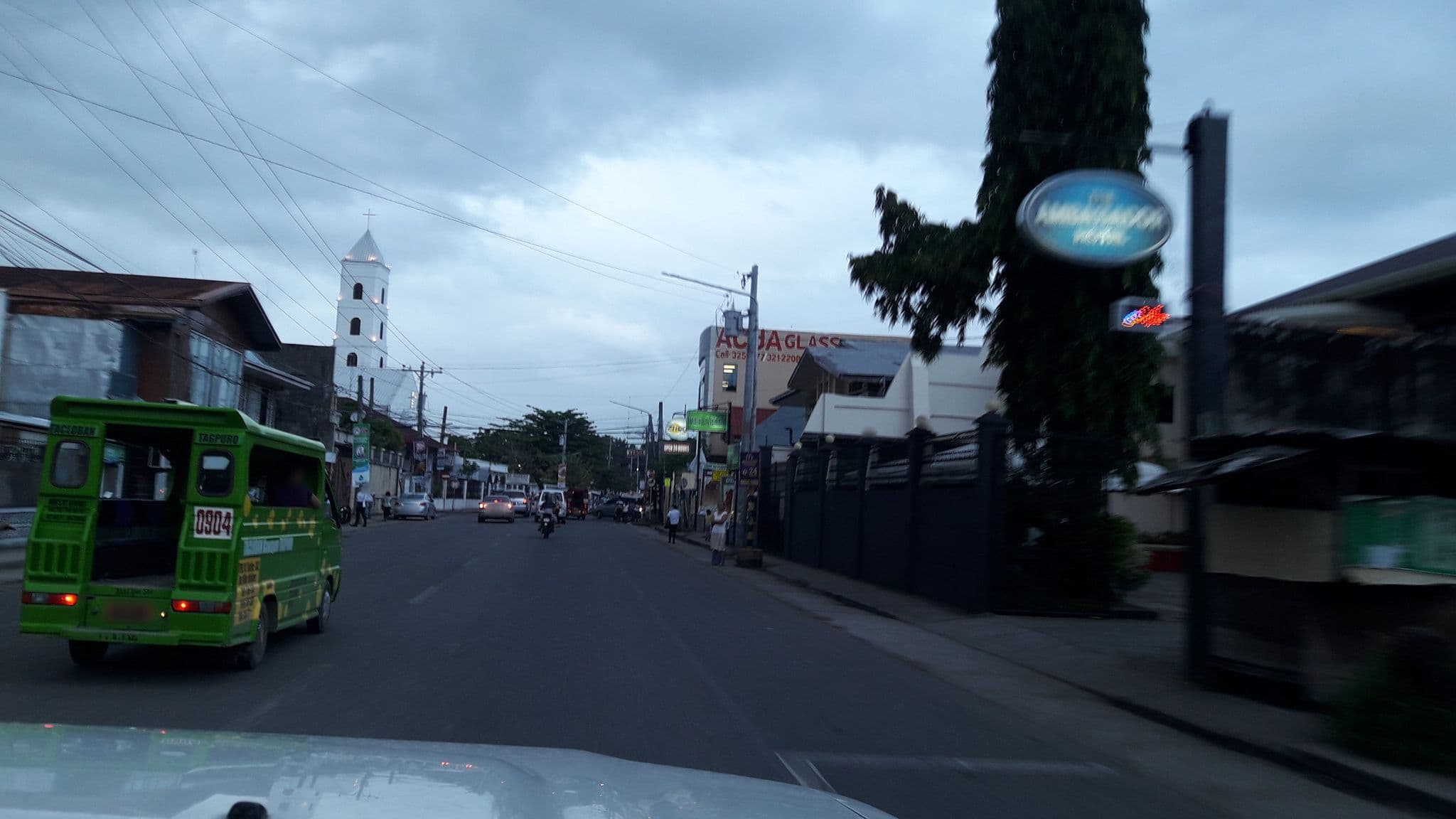 Street view near The Ambassador Hotel, Tacloban — © wmcfall2 (CC BY-SA · Mapillary)