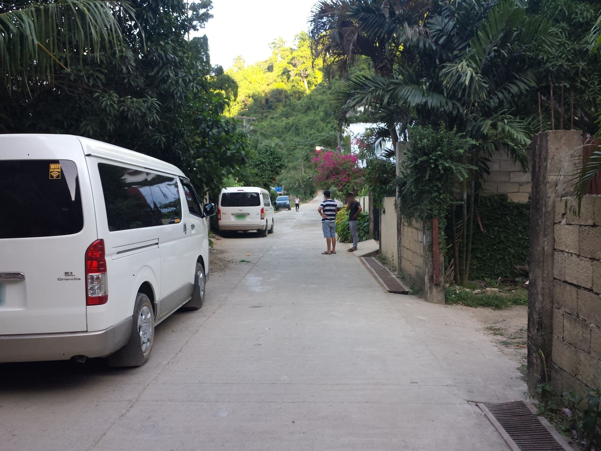 Street view near Alexzus Backpackers Travel Lodge, El Nido