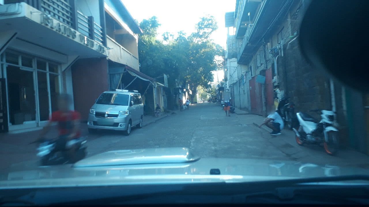 Street view near Villahermosa, Coron