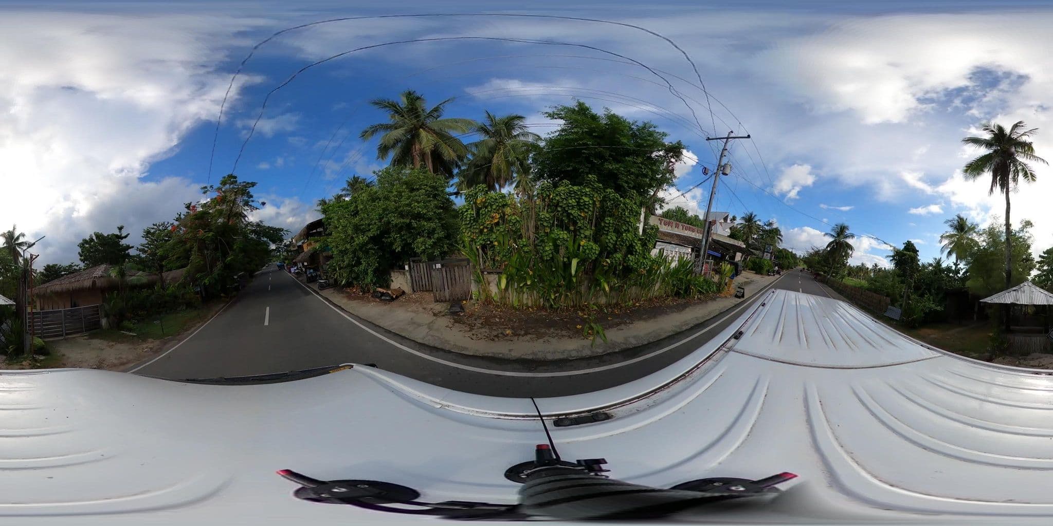 Street view near La luna, Dapa — © rskorzus (CC BY-SA · Mapillary)
