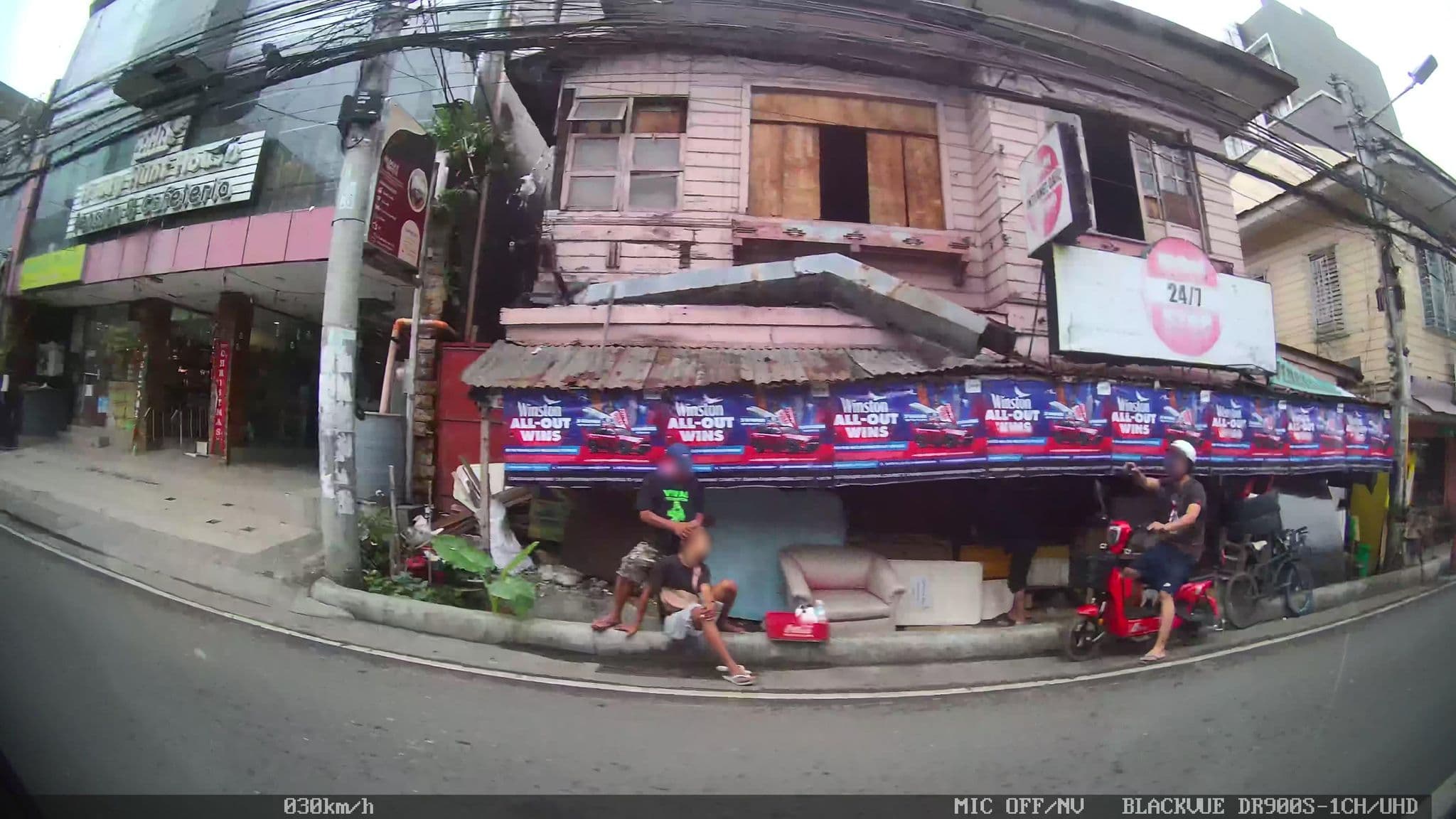 Street view near Honey Hunt House, Adlaon — © Kaart---RIGHT (CC BY-SA · Mapillary)