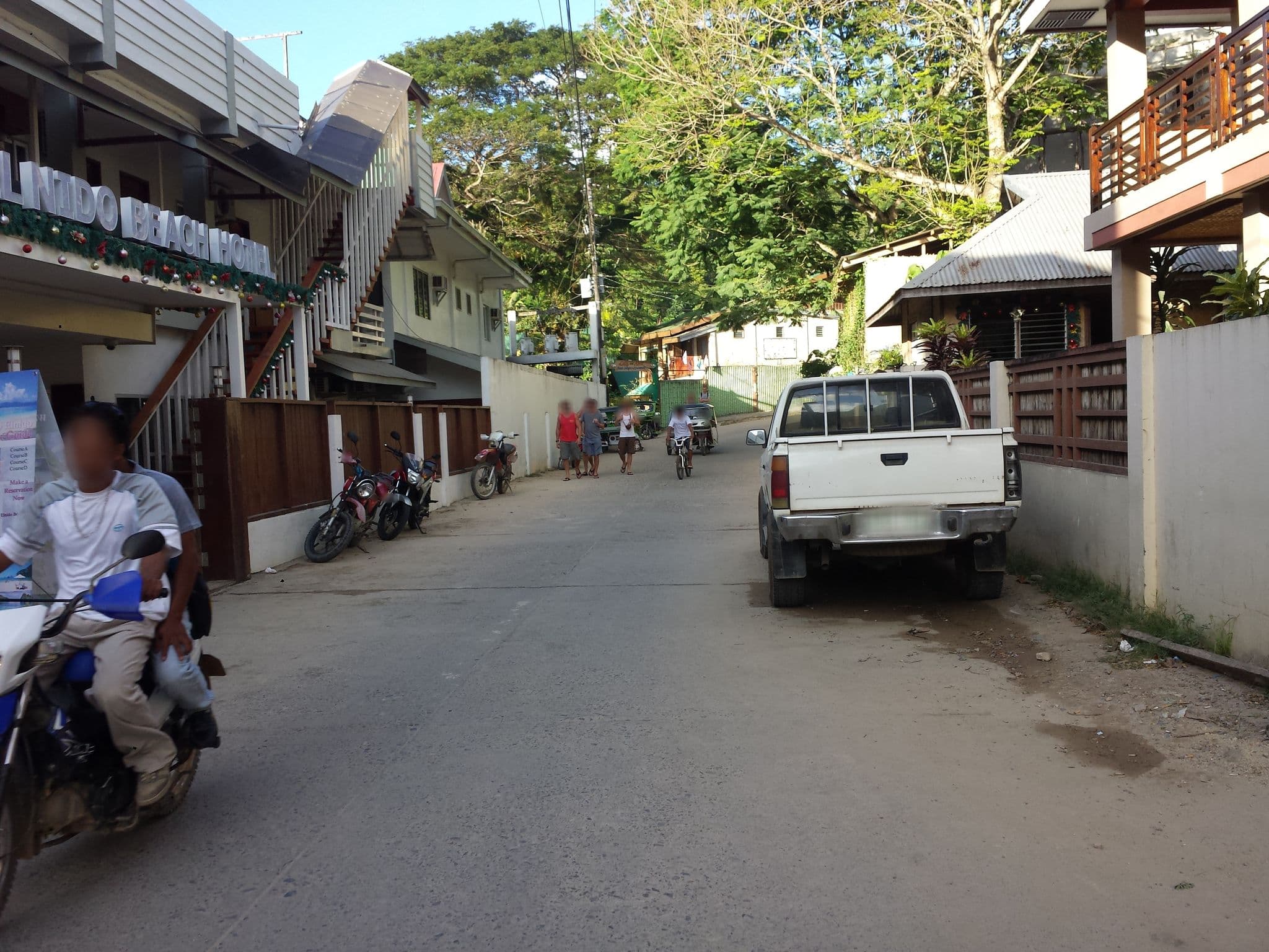 Street view near Inngo Tourist Inn, El Nido