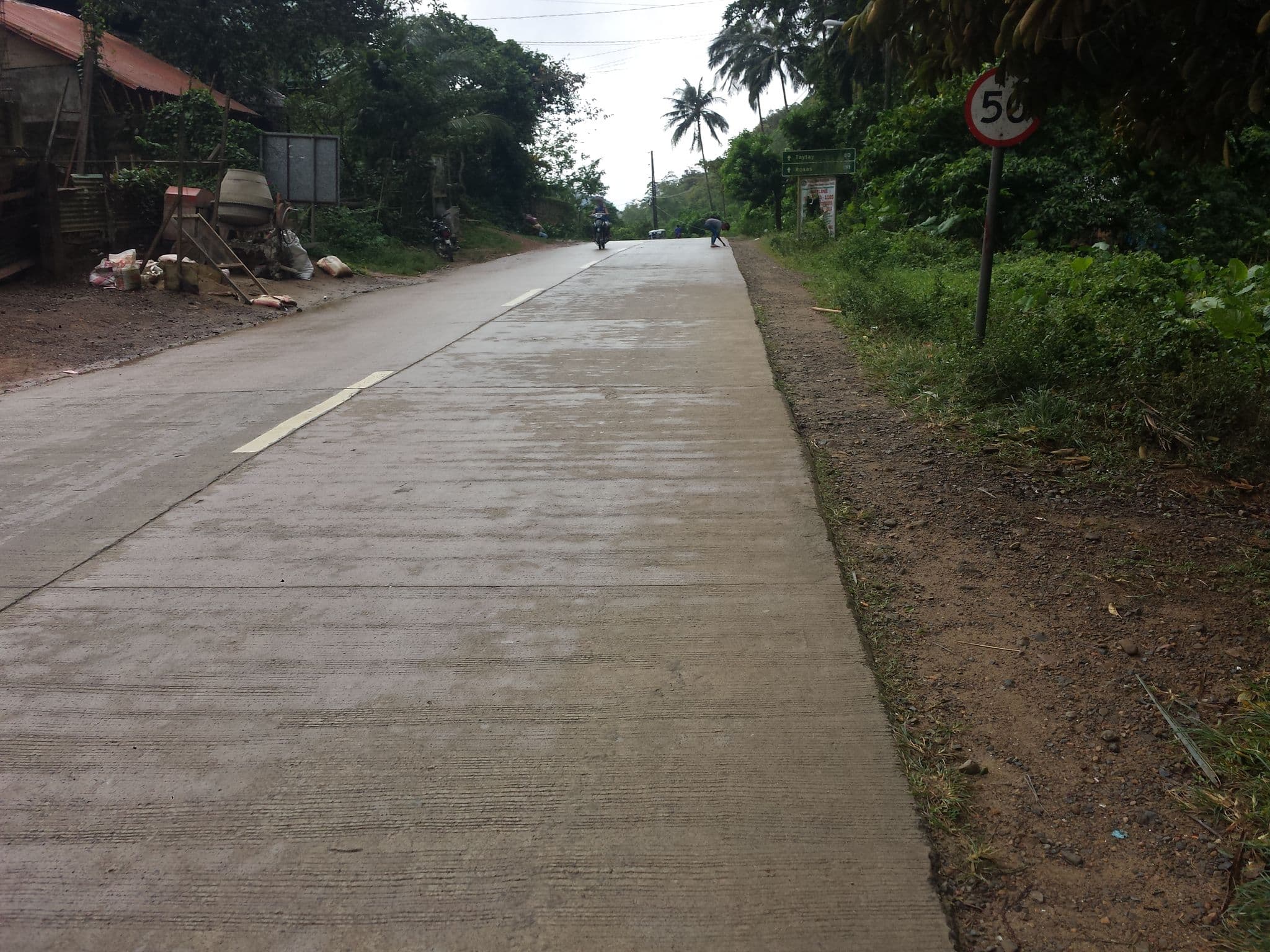 Street view near Swiftlets Inn, El Nido