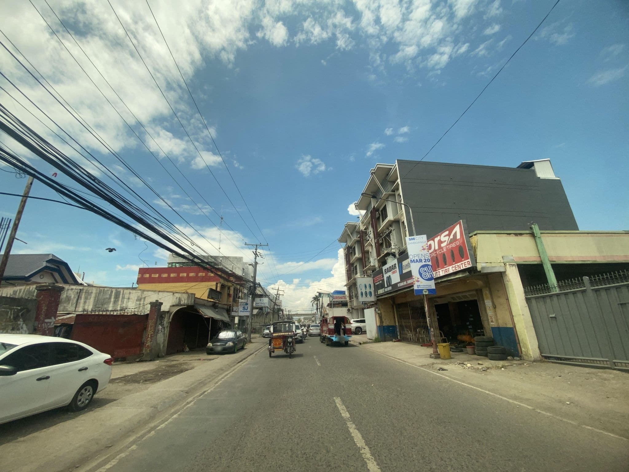 Street view near Krishatel Leisure Inn, Zamboanga — © TheSliverDonkey (CC BY-SA · Mapillary)