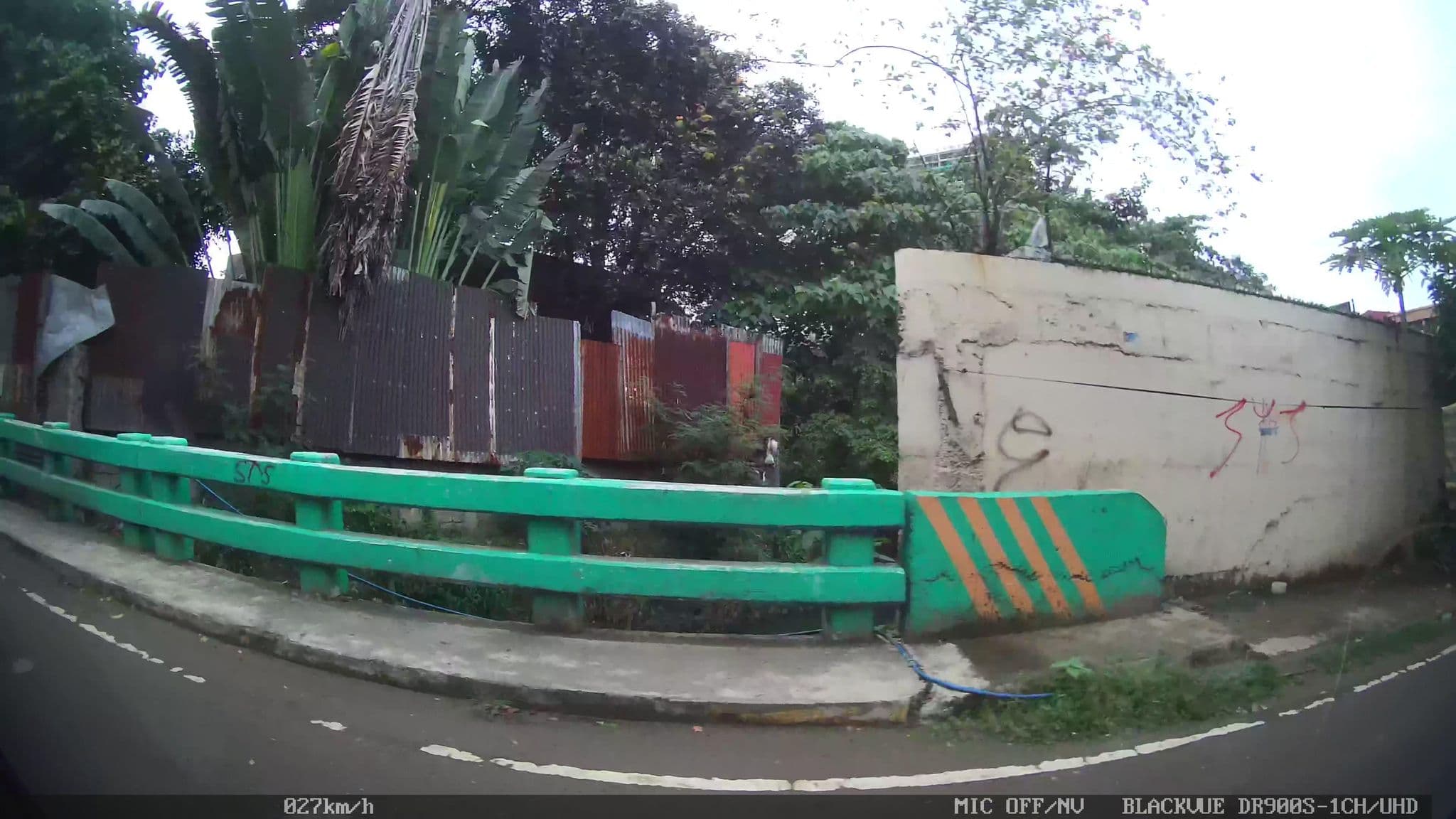 Street view near Mad Monkey, Adlaon — © Kaart---RIGHT (CC BY-SA · Mapillary)