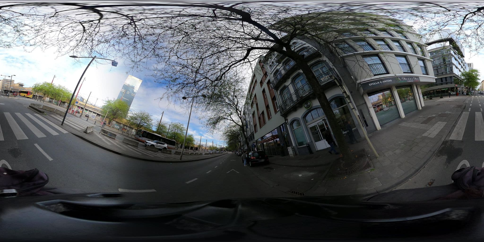Street view near B&b Hotels, Saint-Gilles — © RaphaelPasLoin (CC BY-SA · Mapillary)