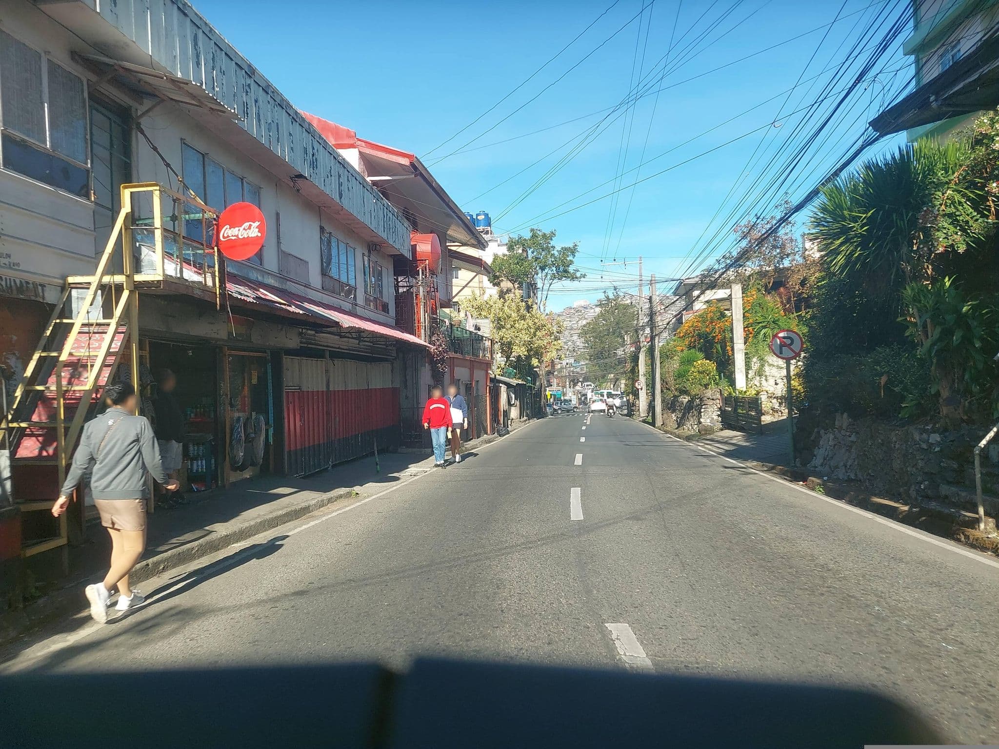 Street view near Sleep Right Inn, Baguio