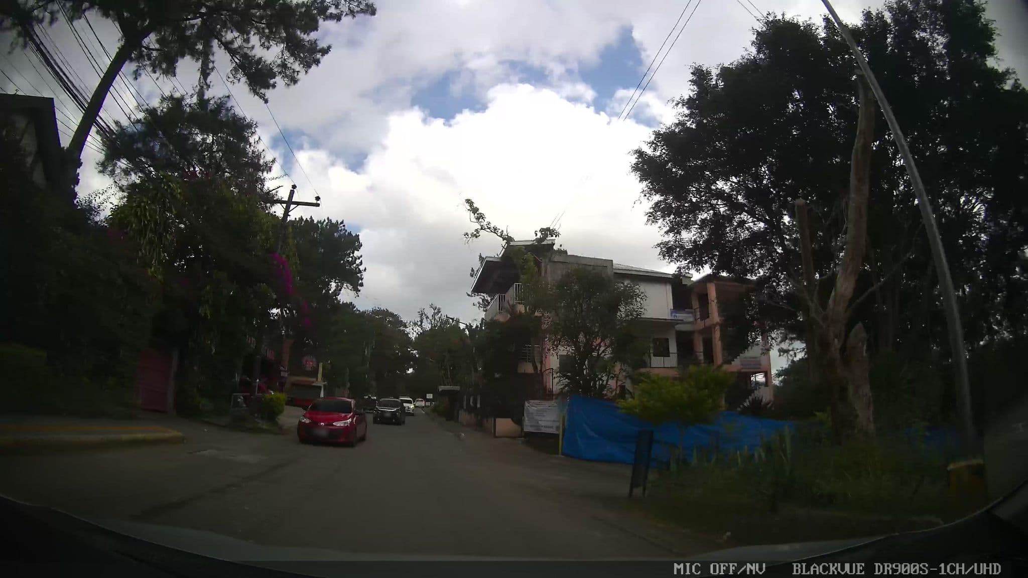 Street view near Oak and Stone, Baguio