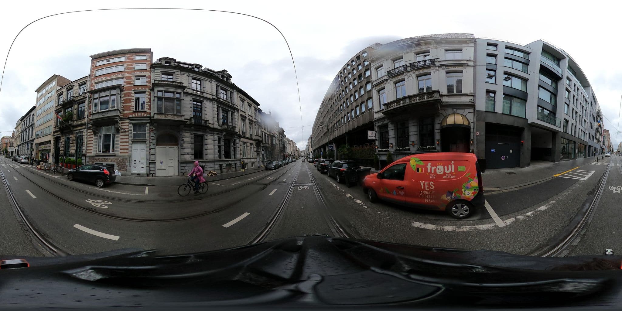 Street view near Harmon House, Ixelles — © RaphaelPasLoin (CC BY-SA · Mapillary)