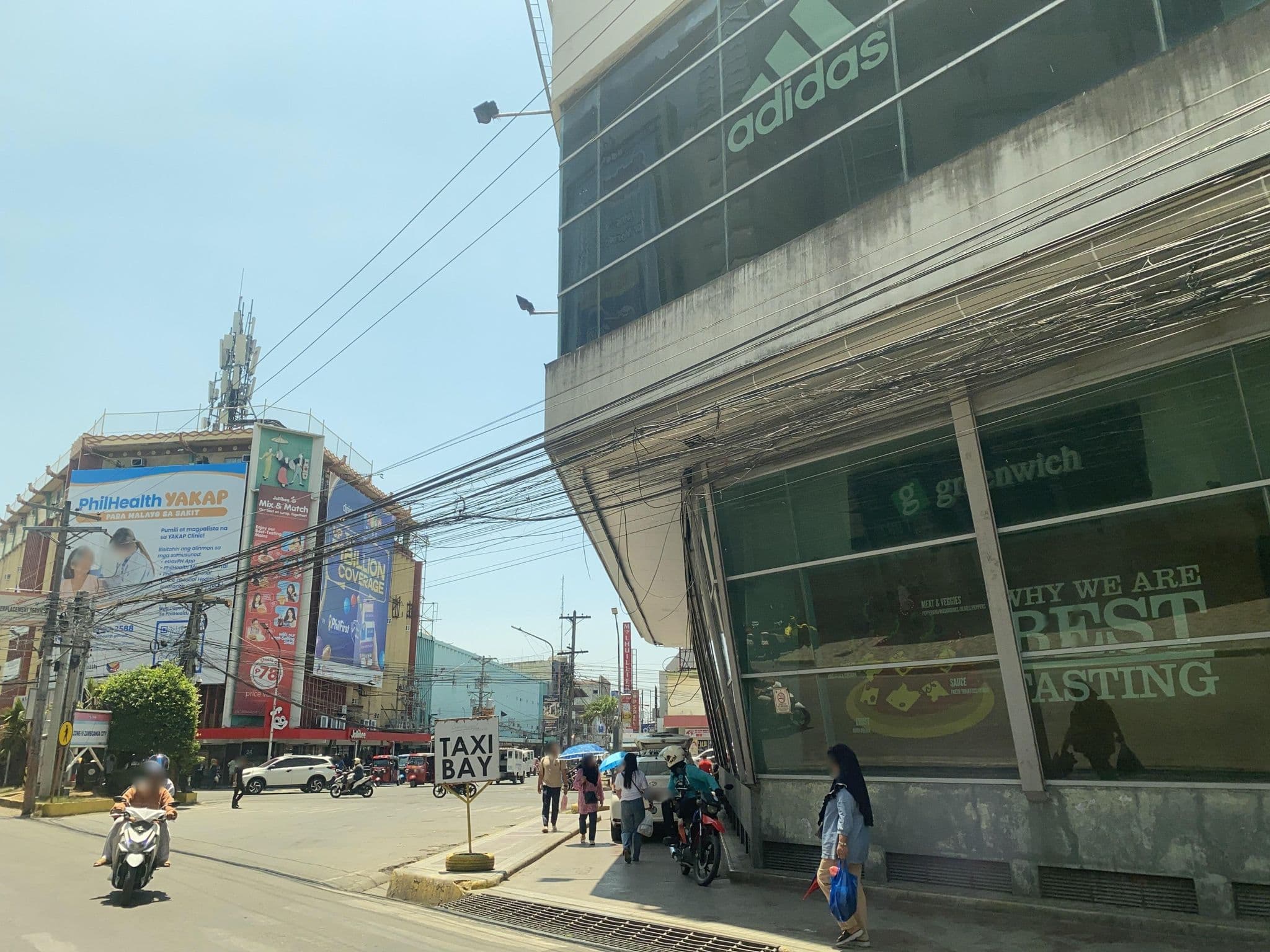 Street view near Winzelle Suite, Zamboanga — © TheSliverDonkey (CC BY-SA · Mapillary)