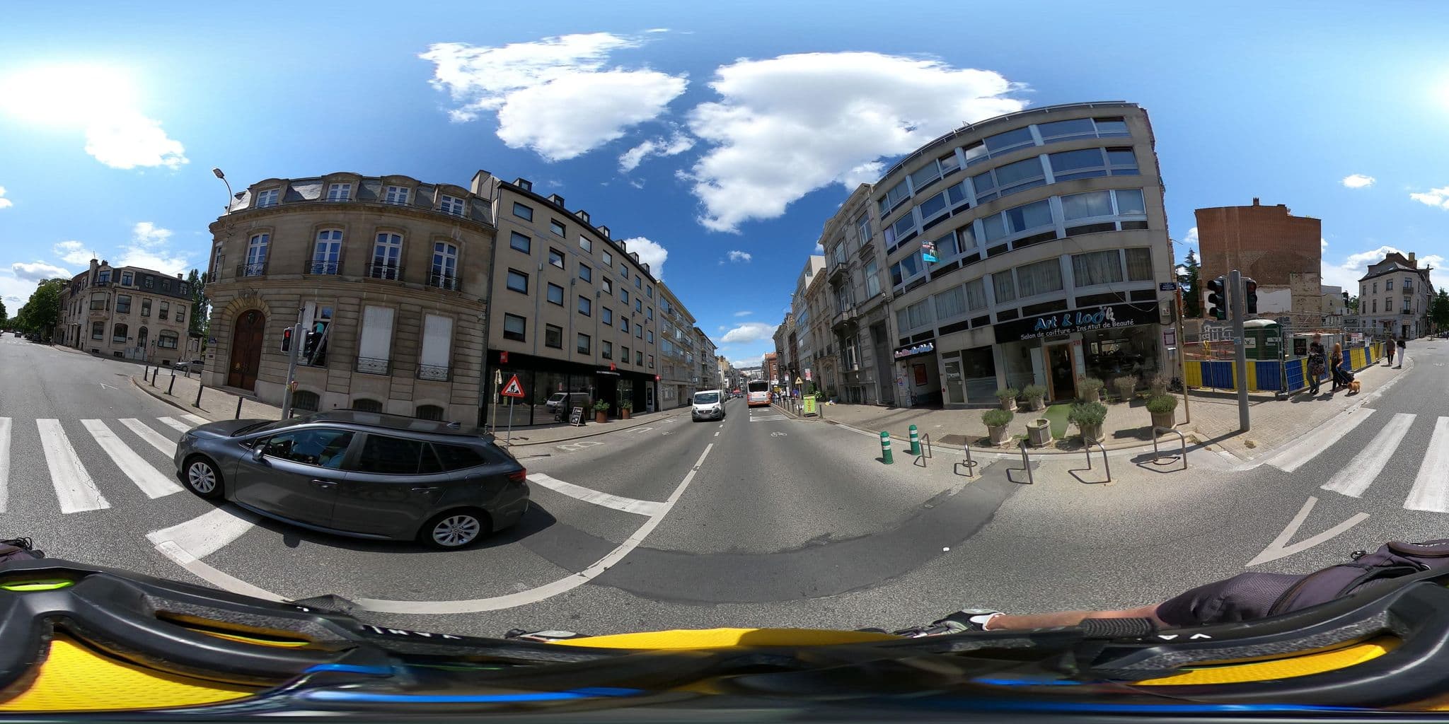 Street view near ibis Brussels Centre Châtelain, Ixelles — © Stefdegreef (CC BY-SA · Mapillary)