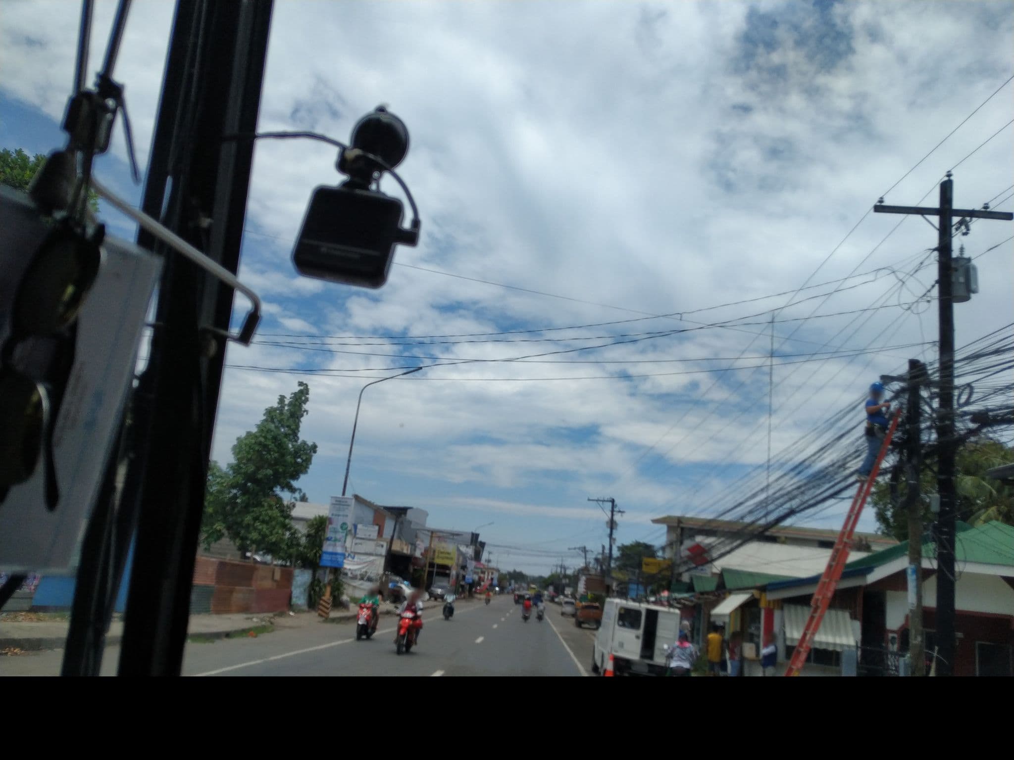 Street view near E & R Airport Hotel, Dumaguete — © justtobedrew (CC BY-SA · Mapillary)